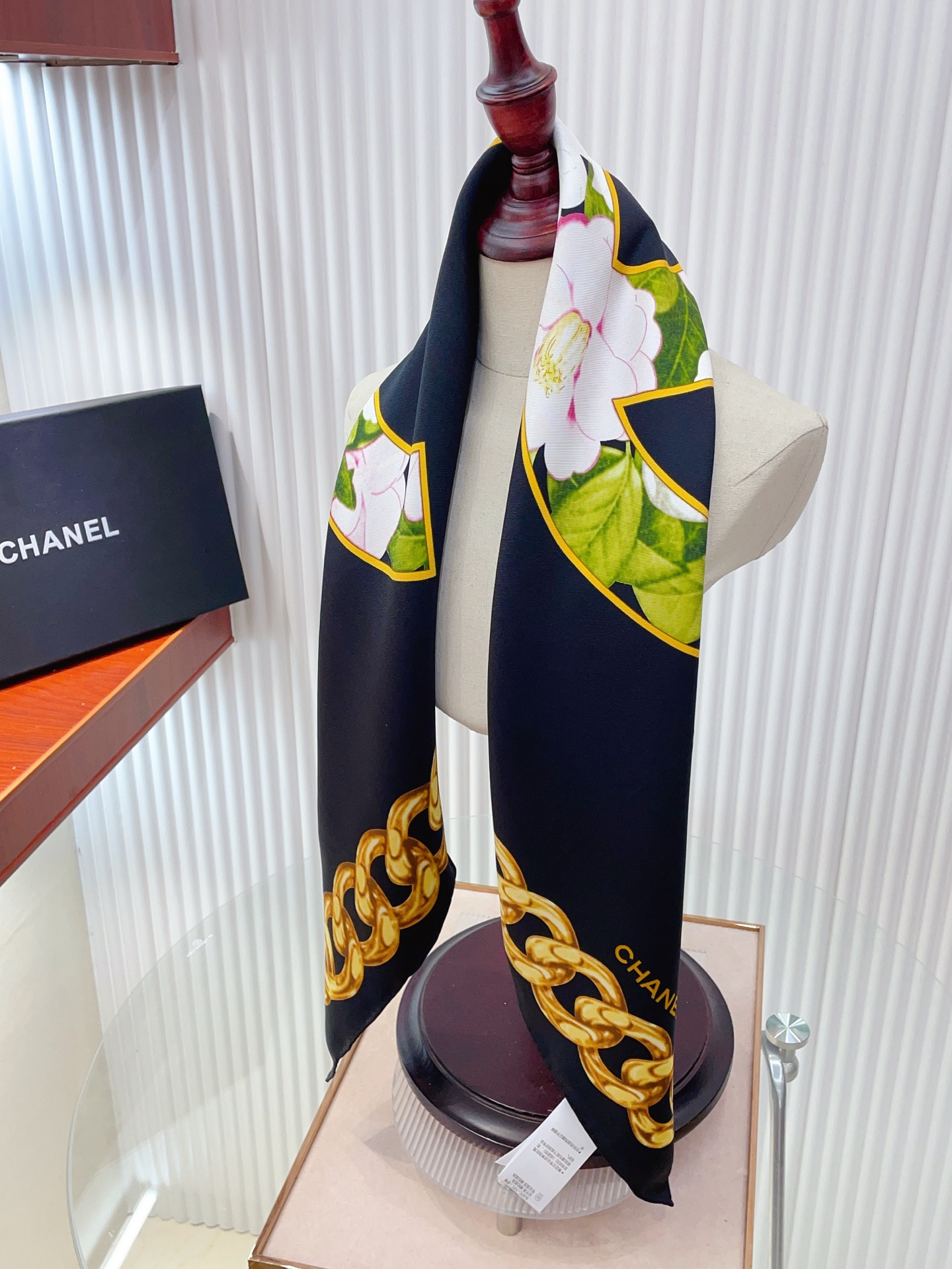 ✨✨【18姆米 双面同色】新款小香‼️美翻了[流泪]最新御用殿堂级极品‼️经典元素图案设计风格❗️美丽至