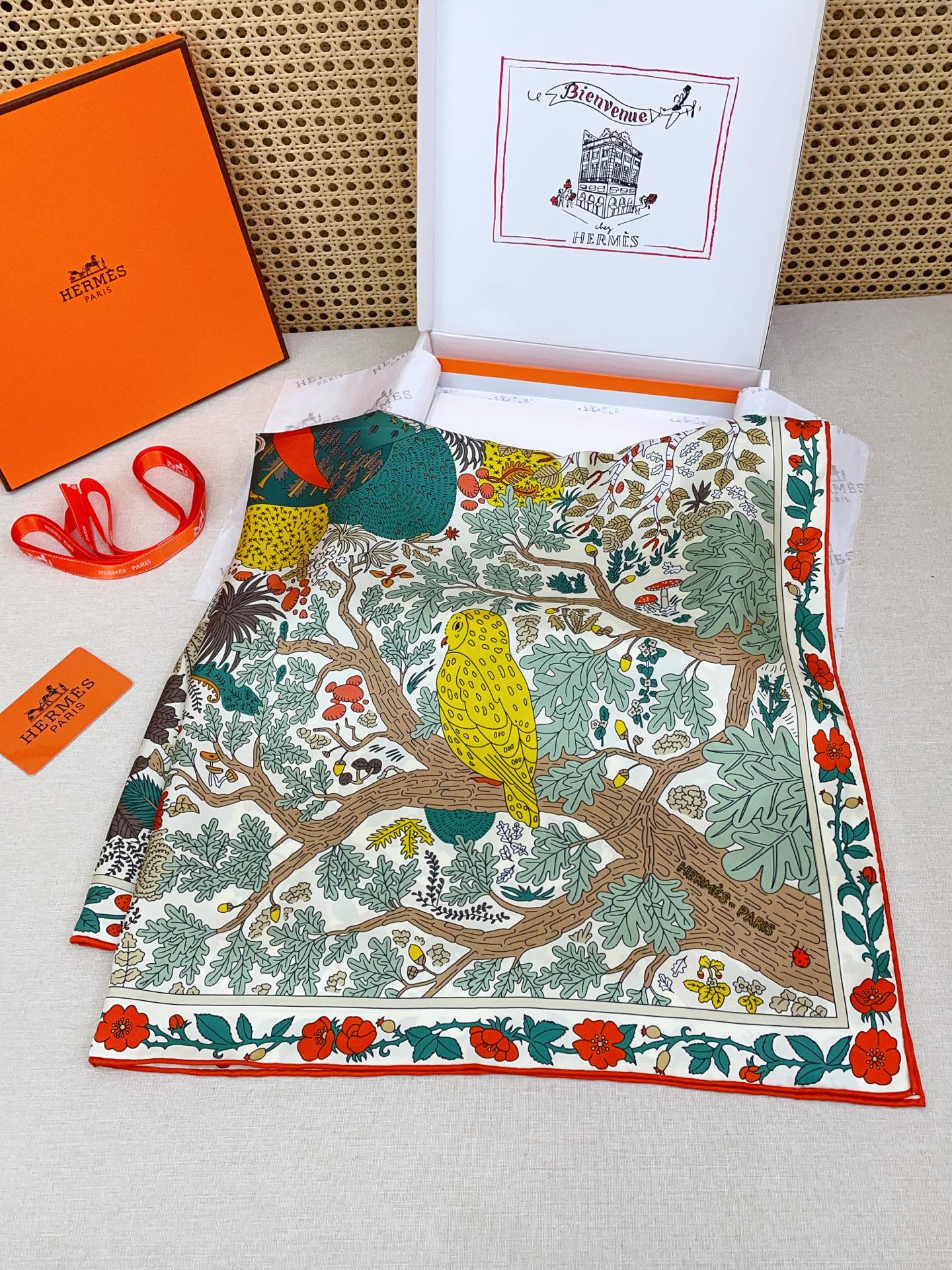 ✨✨【18姆米 双面同色】H**S真丝新款🆕👏👏买了都说好看‼️推荐💕【于月神之怀 90】真丝方巾，顶级