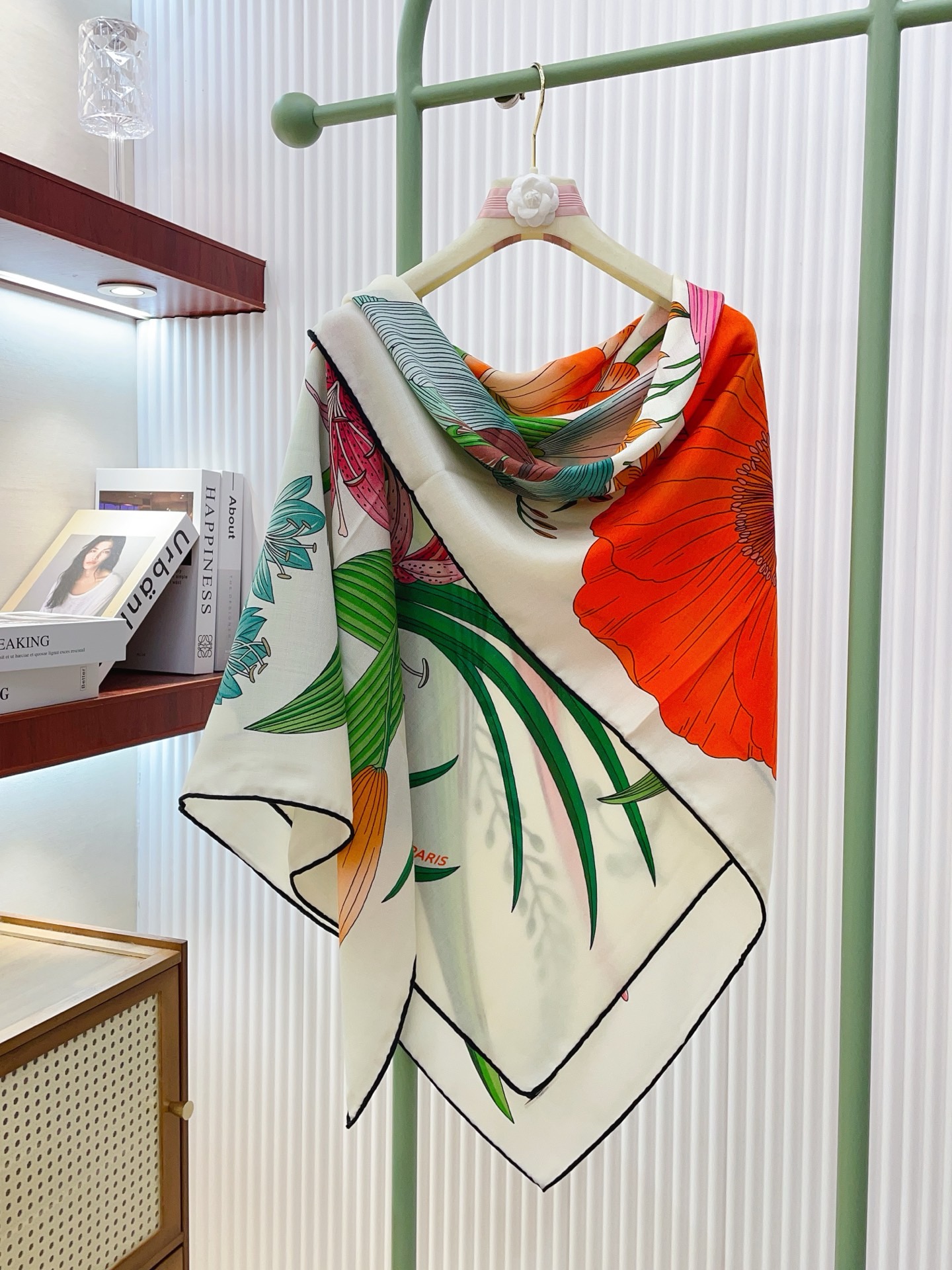 ✨✨【双面同色 丝毛款】H家羊绒新款 买了都说好看‼️推荐💕【永生花束 140】羊绒方巾‼️H家ZG爆款