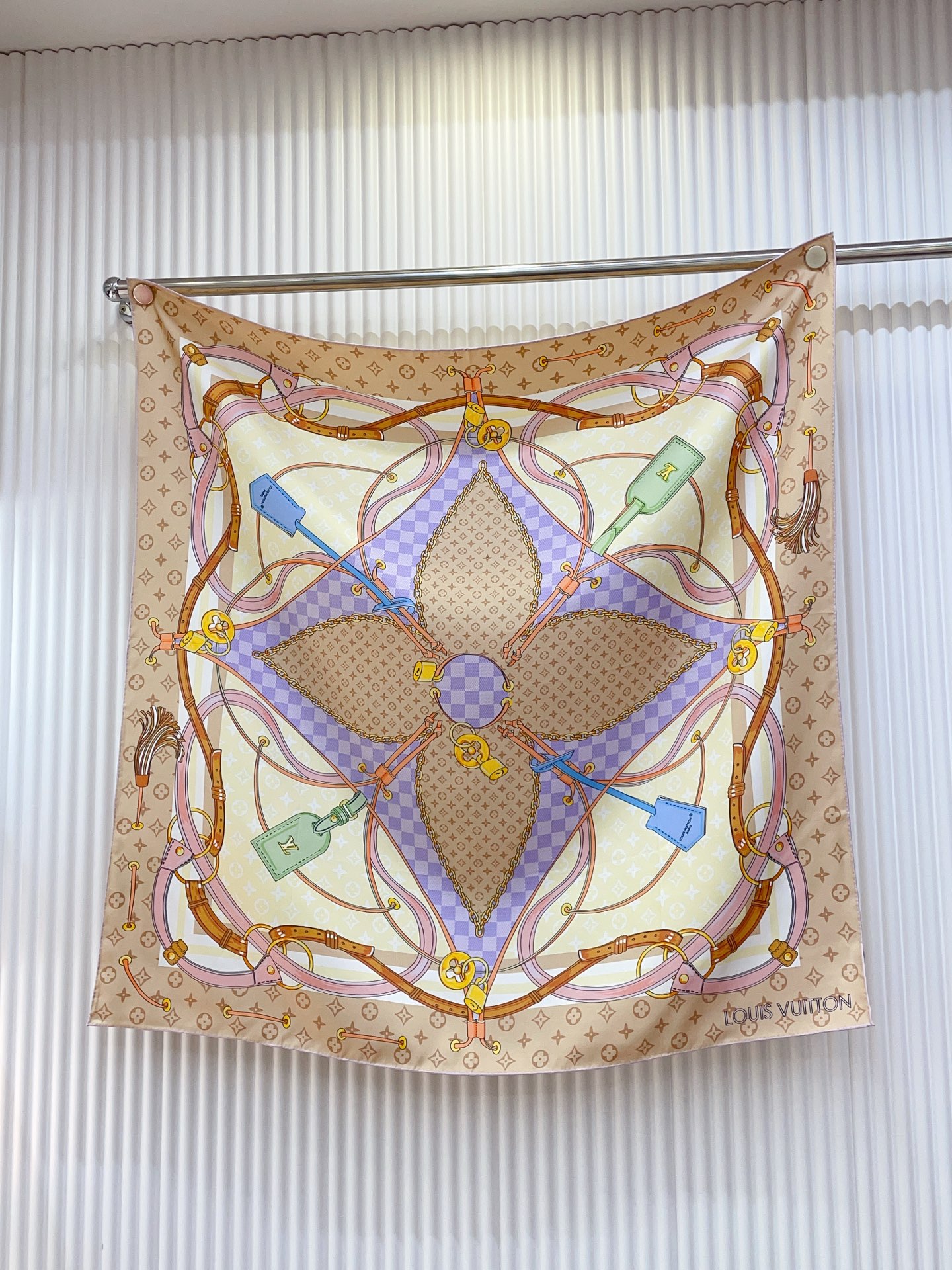 ✨✨【18姆米 双面同色】新款小香‼️美翻了[流泪]最新御用殿堂级极品‼️经典元素图案设计风格❗️美丽至