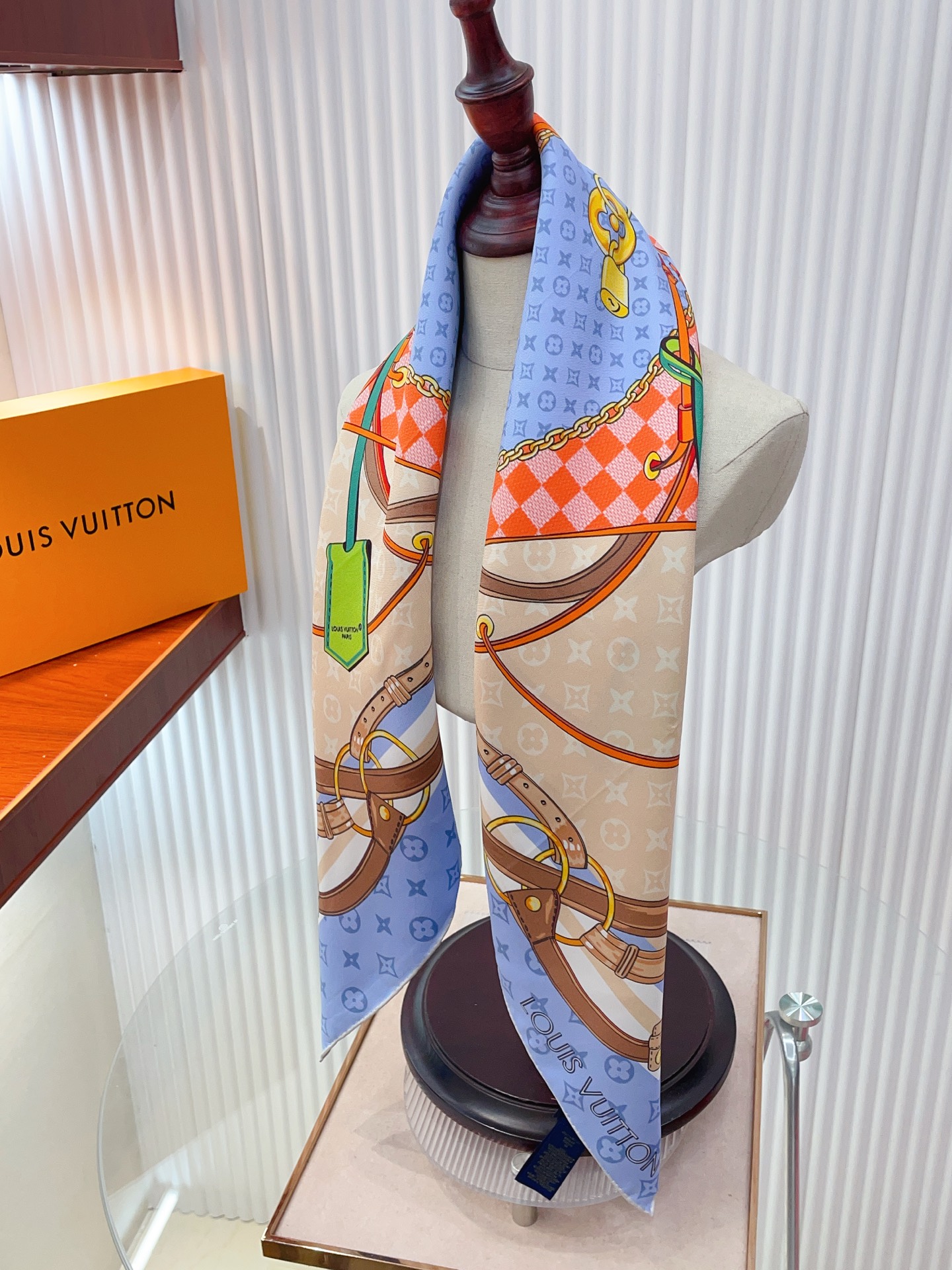 ✨✨【18姆米 双面同色】新款小香‼️美翻了[流泪]最新御用殿堂级极品‼️经典元素图案设计风格❗️美丽至