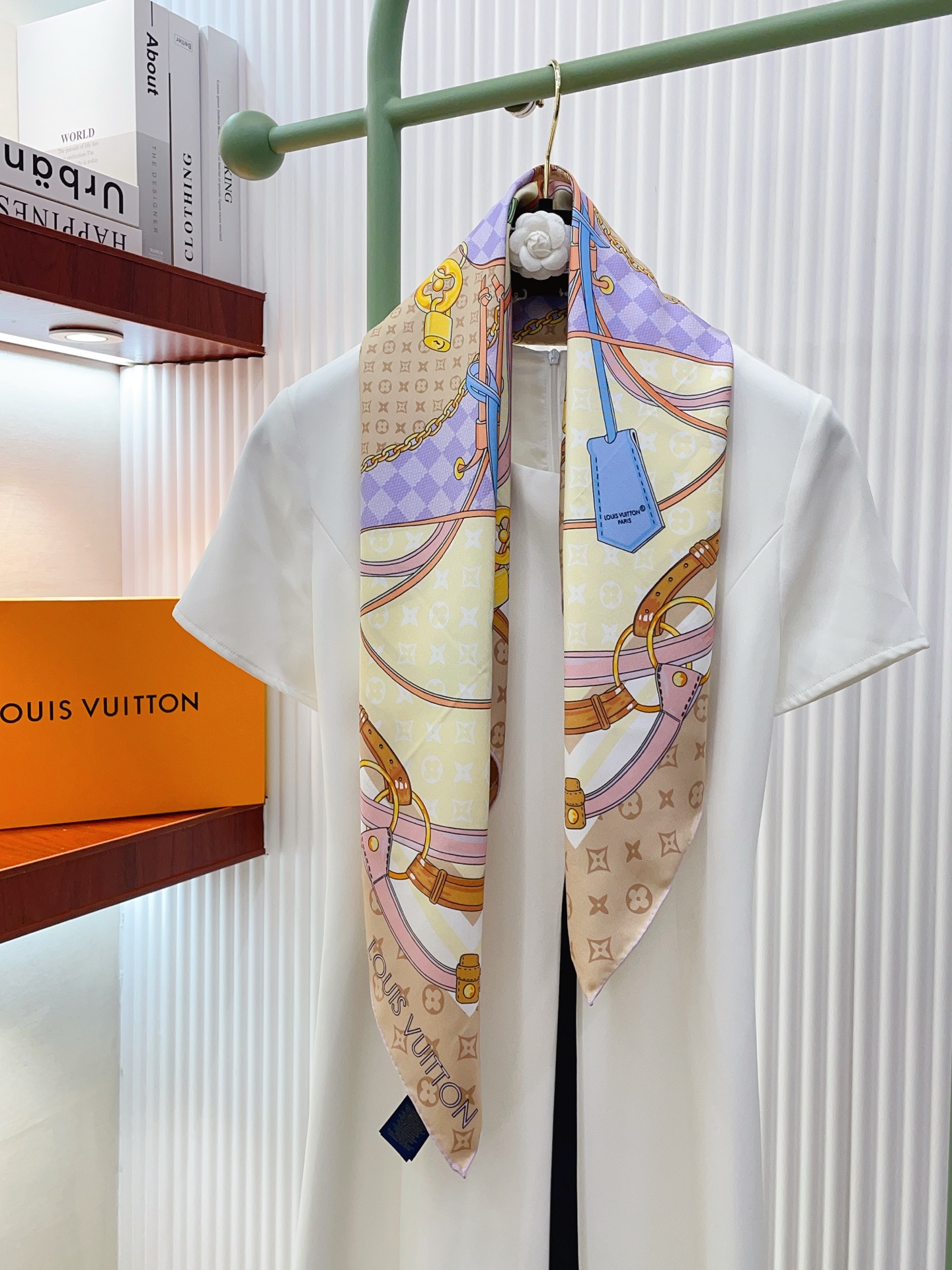 ✨✨【18姆米 双面同色】新款小香‼️美翻了[流泪]最新御用殿堂级极品‼️经典元素图案设计风格❗️美丽至