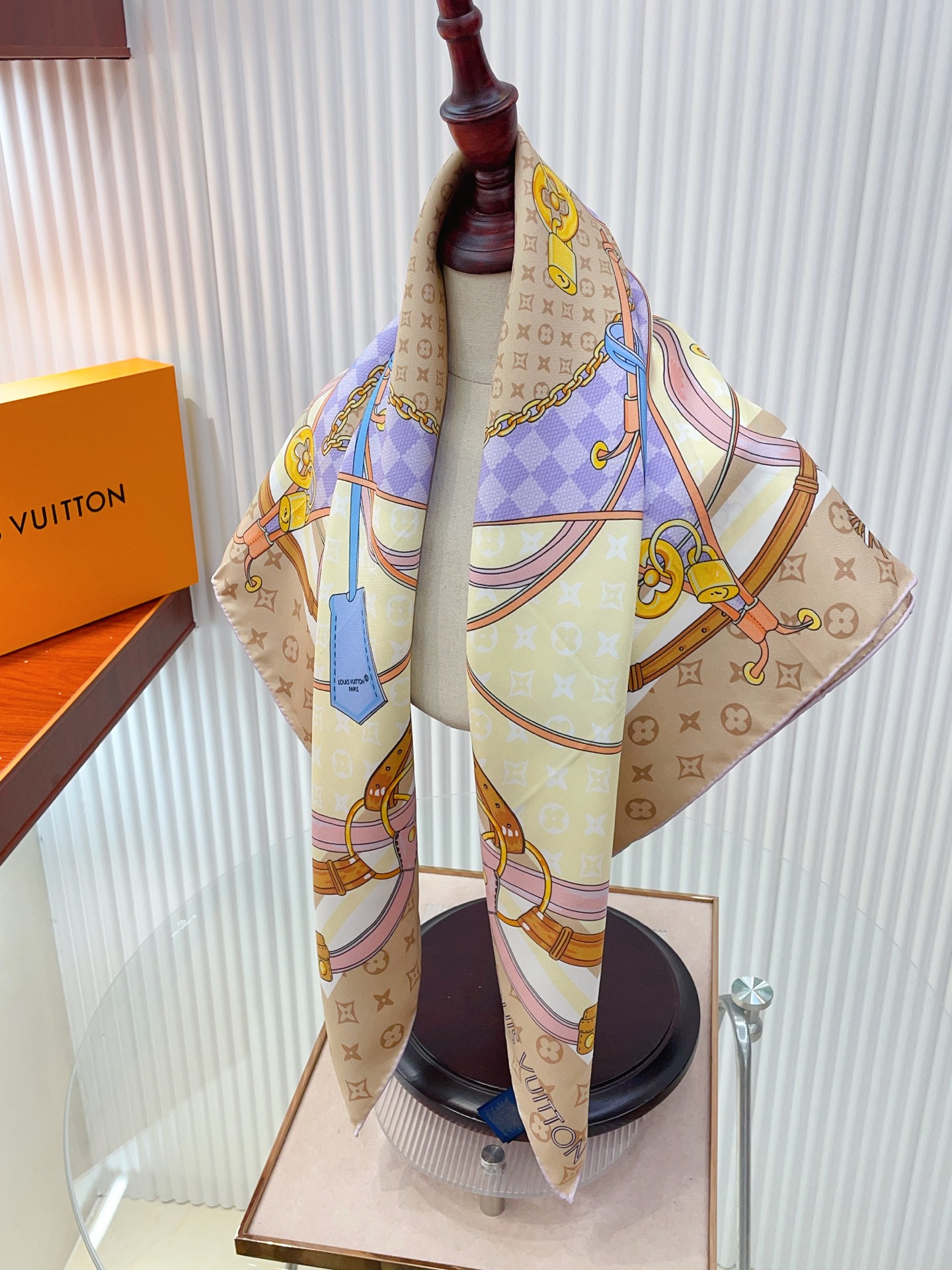 ✨✨【18姆米 双面同色】新款小香‼️美翻了[流泪]最新御用殿堂级极品‼️经典元素图案设计风格❗️美丽至