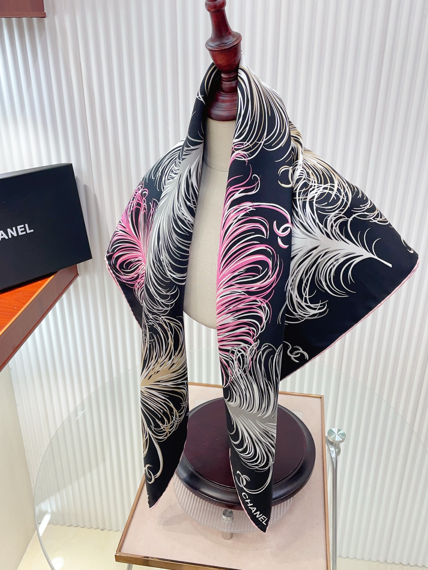 ✨✨【18姆米 双面同色】新款小香‼️美翻了[流泪]最新御用殿堂级极品‼️经典元素图案设计风格❗️美丽至