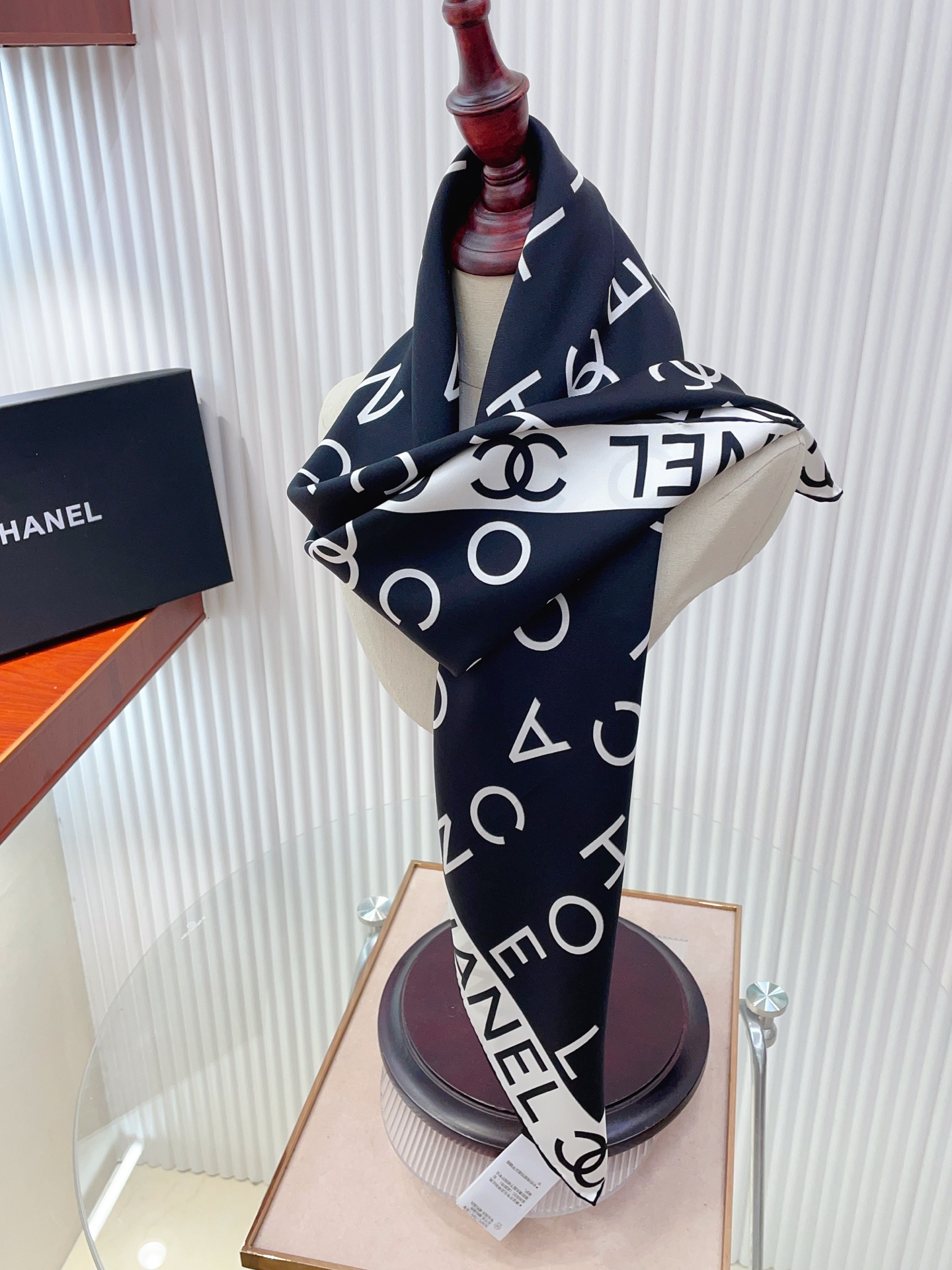 ✨✨【18姆米 双面同色】新款小香‼️美翻了[流泪]最新御用殿堂级极品‼️经典元素图案设计风格❗️美丽至