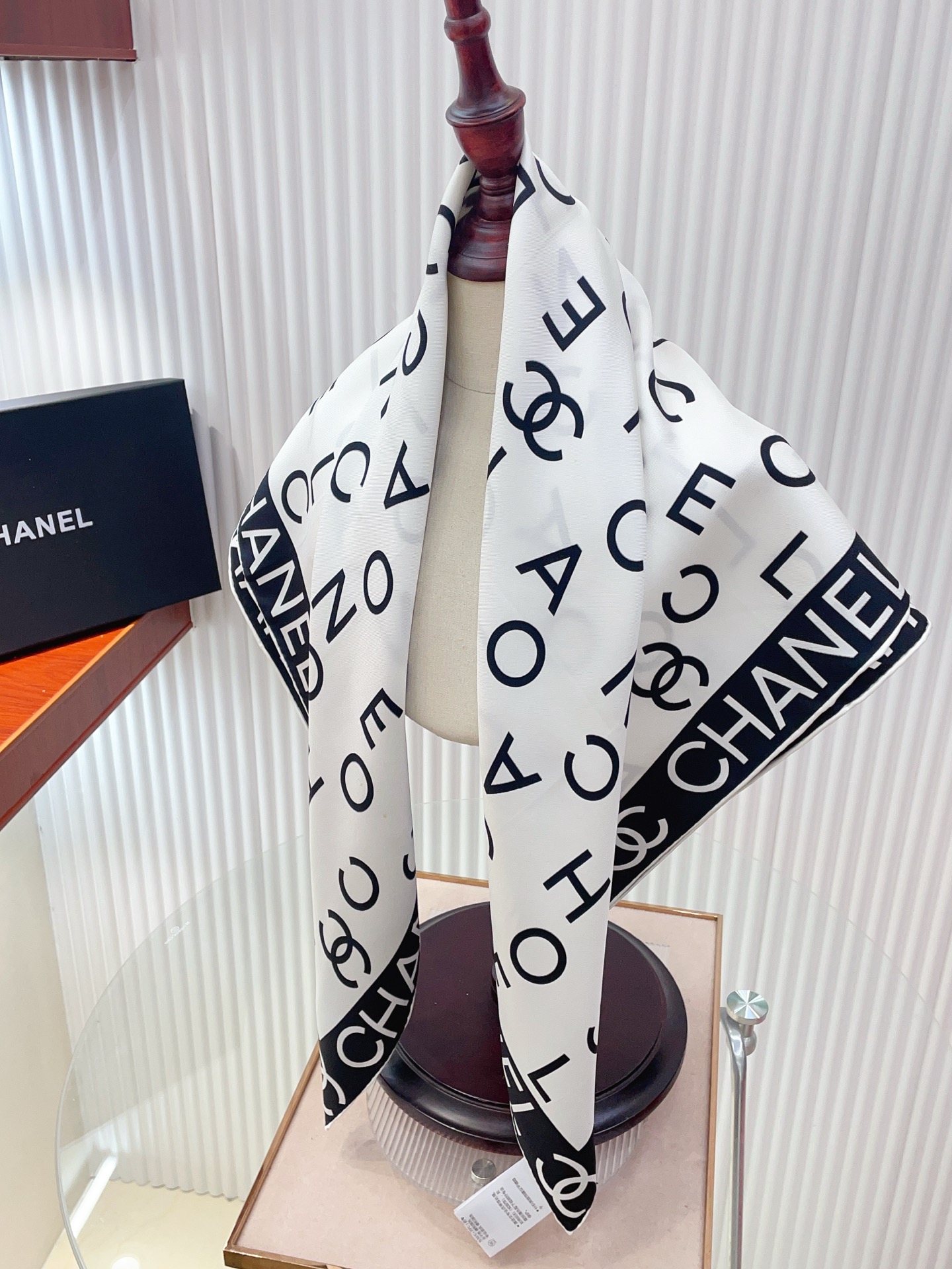 ✨✨【18姆米 双面同色】新款小香‼️美翻了[流泪]最新御用殿堂级极品‼️经典元素图案设计风格❗️美丽至