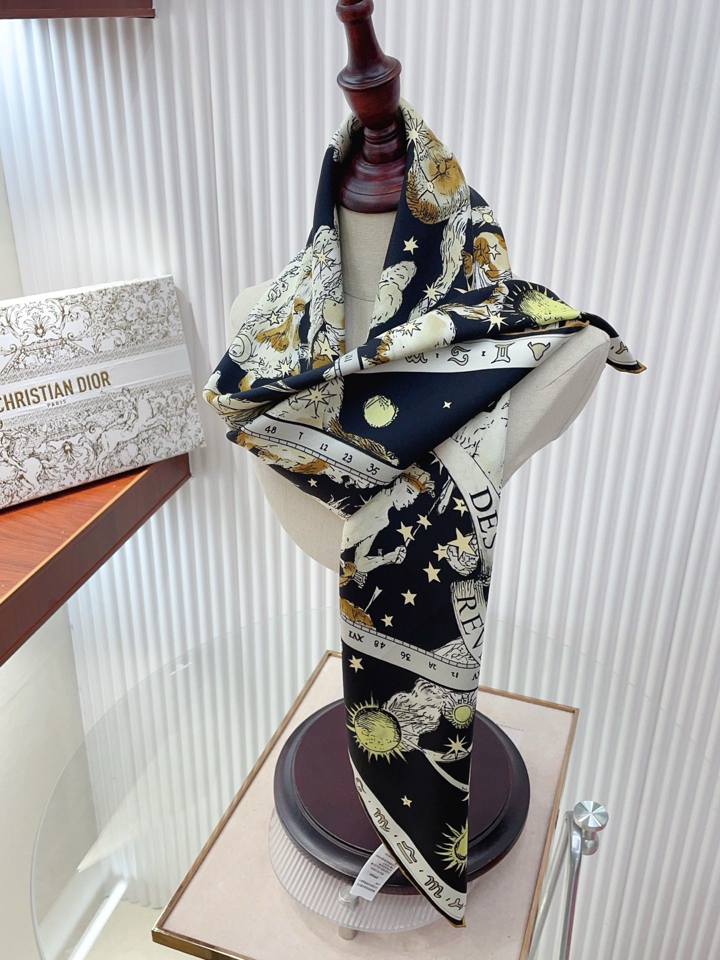 ✨✨【18姆米 双面同色】高级感爆棚❗️CD【星空🌌星座 90】高级时髦风‼️配色非常考究，图案匠心，上