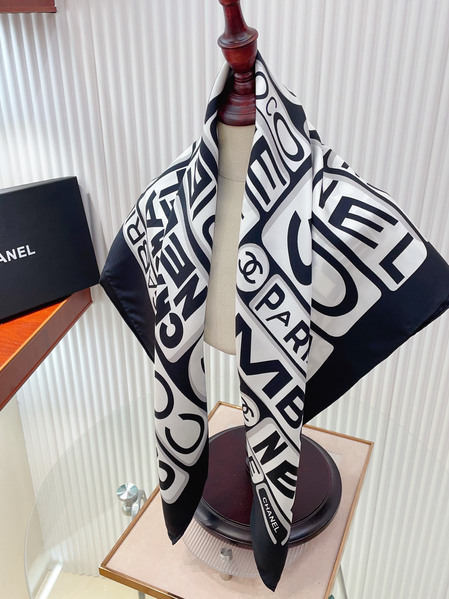 ✨✨【18姆米 双面同色】新款小香【经典元素组合】‼️美翻了[流泪]御用殿堂级极品‼️经典元素图案设计风