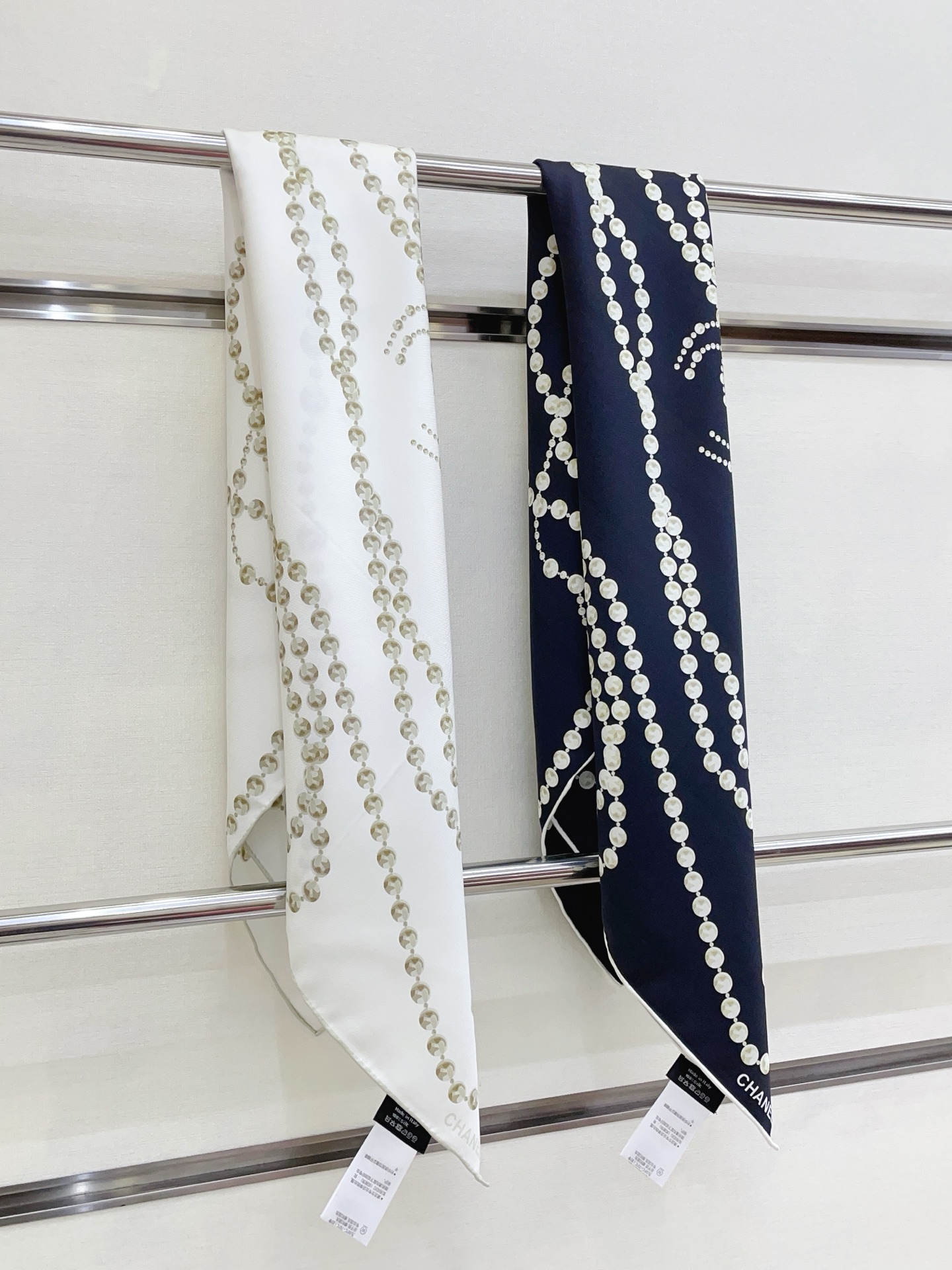 ✨✨【18姆米 双面同色】新款小香‼️美翻了[流泪]最新御用殿堂级极品‼️经典元素图案设计风格❗️美丽至