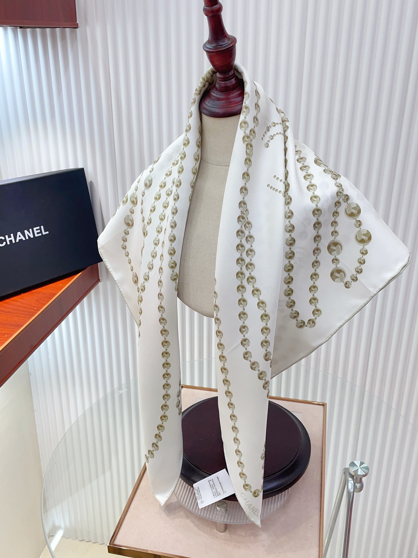 ✨✨【18姆米 双面同色】新款小香‼️美翻了[流泪]最新御用殿堂级极品‼️经典元素图案设计风格❗️美丽至