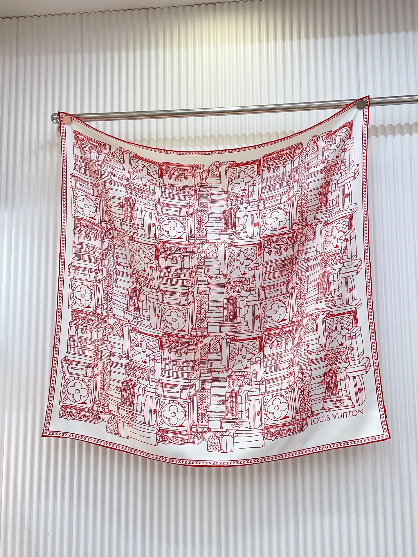 ✨✨【18姆米 双面同色】上身效果疯狂的喜欢❗️专柜也是刚刚上架的，L*最最新款~非常有看头，L的这类元