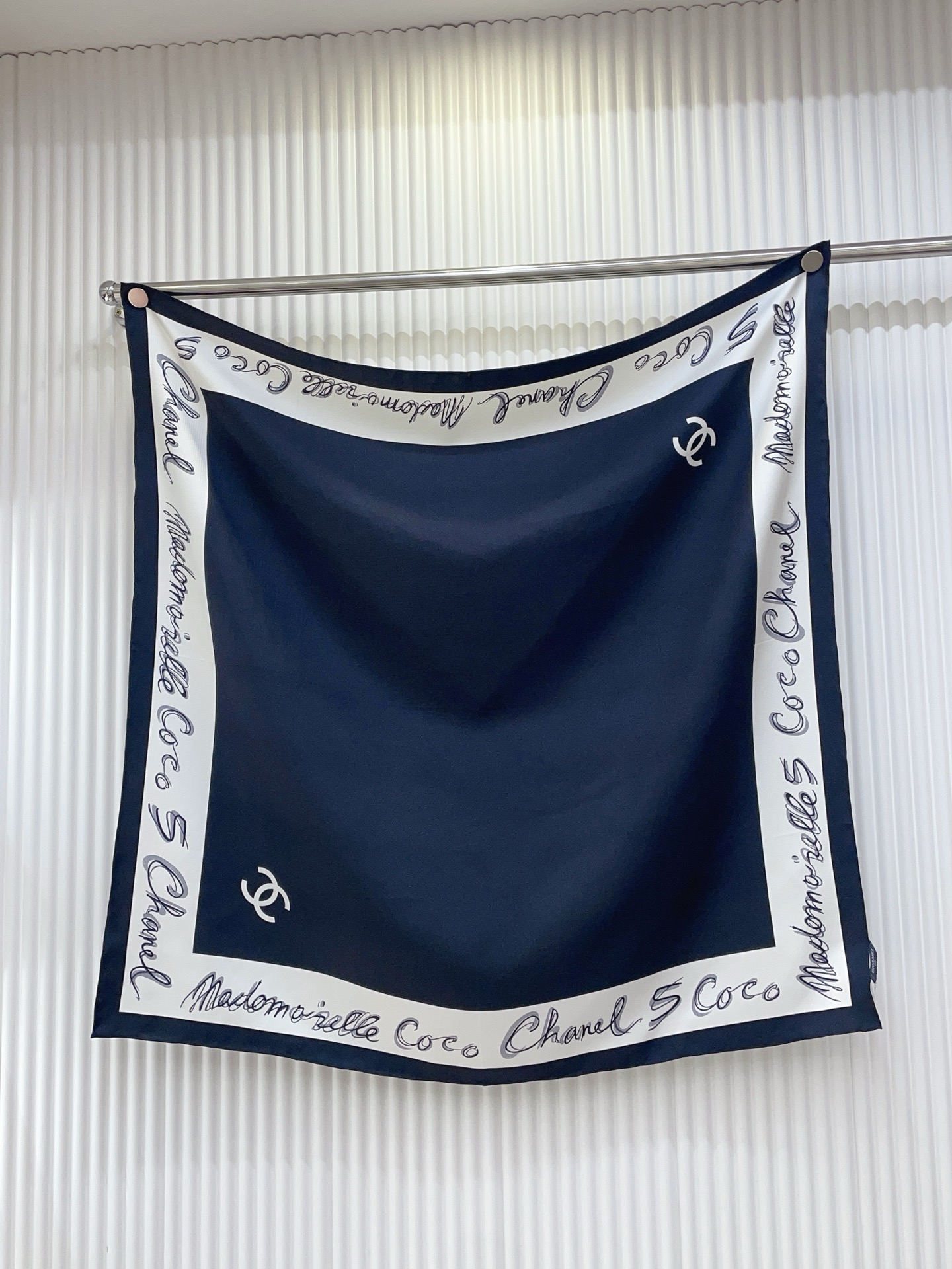 ✨✨【18姆米 双面同色】新款小香‼️美翻了[流泪]最新御用殿堂级极品‼️经典元素图案设计风格❗️美丽至