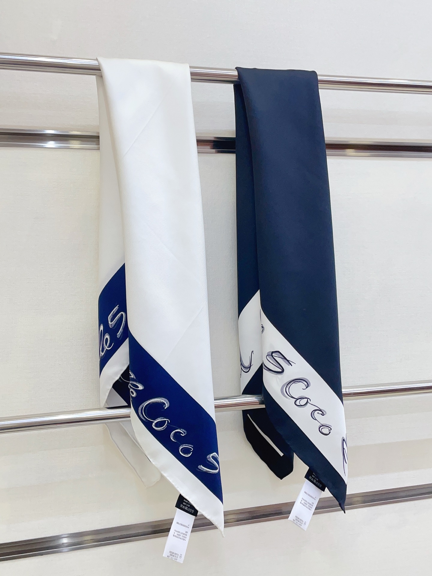 ✨✨【18姆米 双面同色】新款小香‼️美翻了[流泪]最新御用殿堂级极品‼️经典元素图案设计风格❗️美丽至