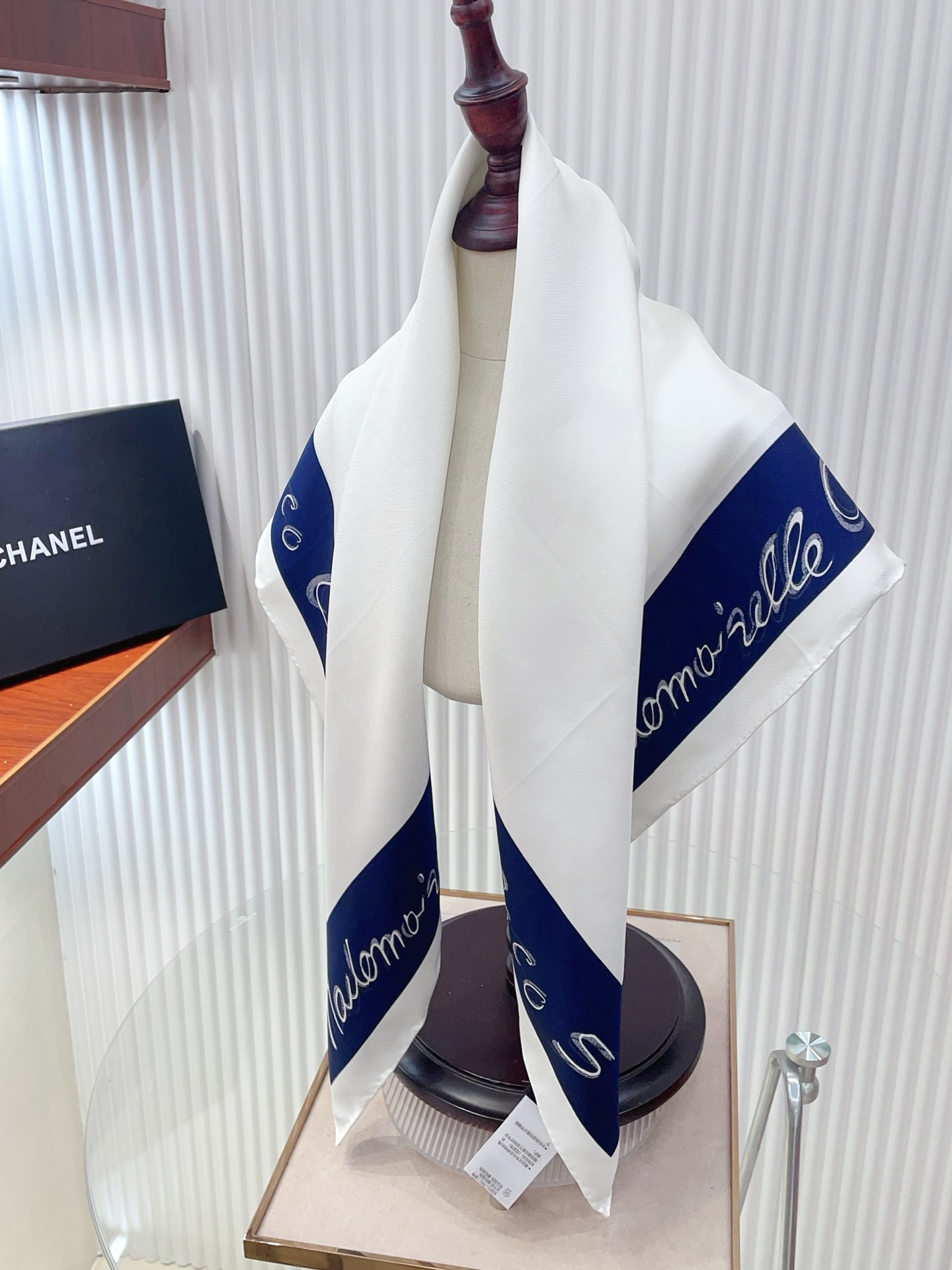 ✨✨【18姆米 双面同色】新款小香‼️美翻了[流泪]最新御用殿堂级极品‼️经典元素图案设计风格❗️美丽至