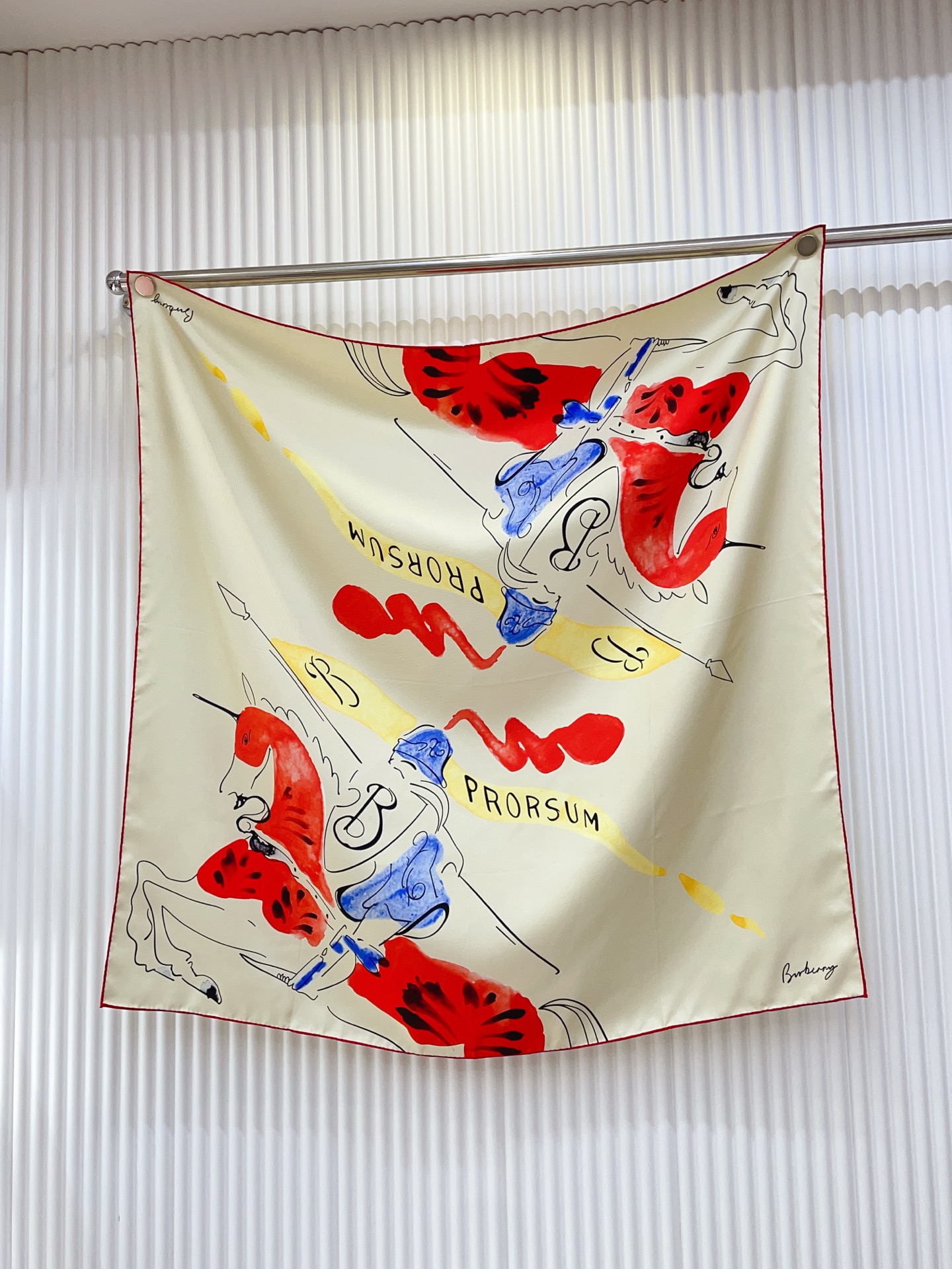 ✨✨【18姆米 双面同色】B家丝巾🧣高级感爆棚❗️高级时髦风‼️配色非常考究，图案匠心，上身简直美得太惊