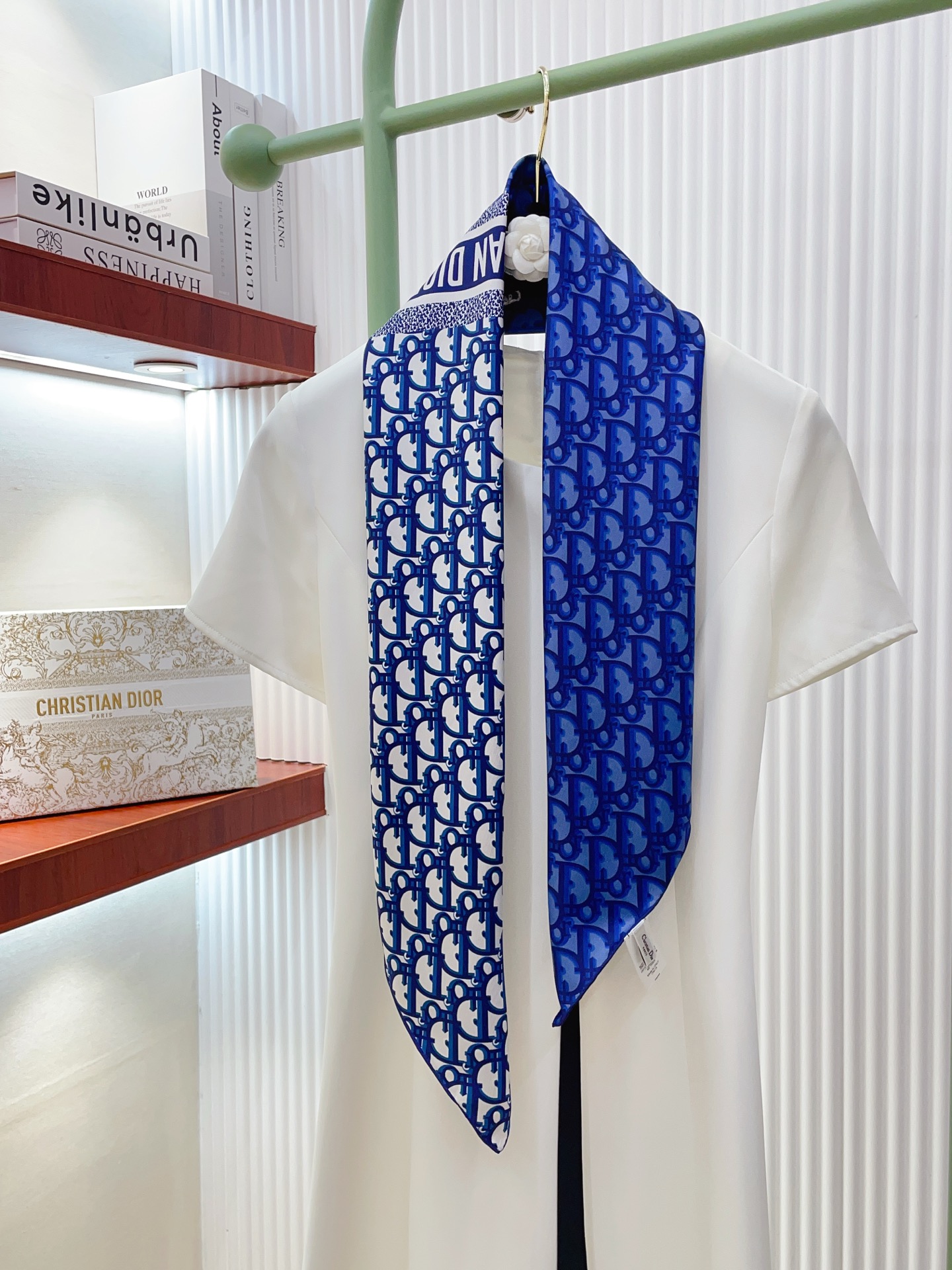 ✨✨【18姆米 双面同色】高级感爆棚❗️CD【双色🎨字母90】高级时髦风‼️配色非常考究，图案匠心，上身