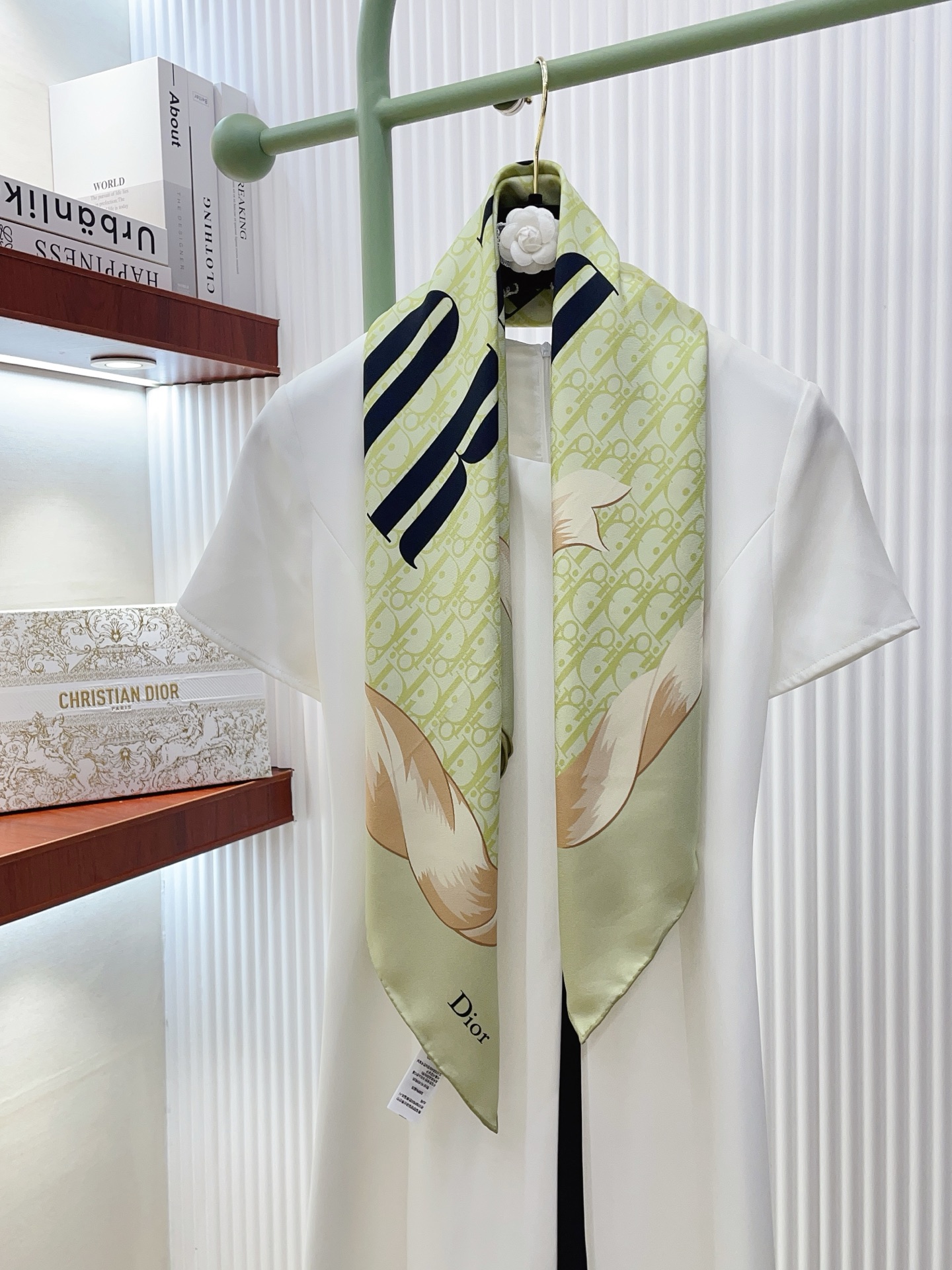 ✨✨【18姆米 双面同色】高级感爆棚❗️CD【字母🌺元素90】高级时髦风‼️配色非常考究，图案匠心，上身