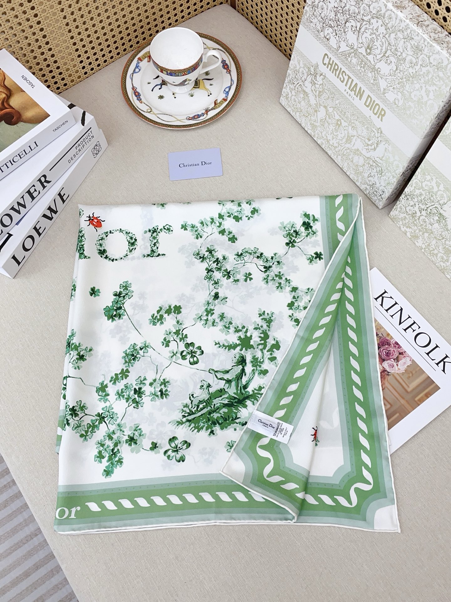 ✨✨【18姆米 双面同色】高级感爆棚❗️CD【绿色四叶草 90】高级时髦风‼️配色非常考究，图案匠心，上