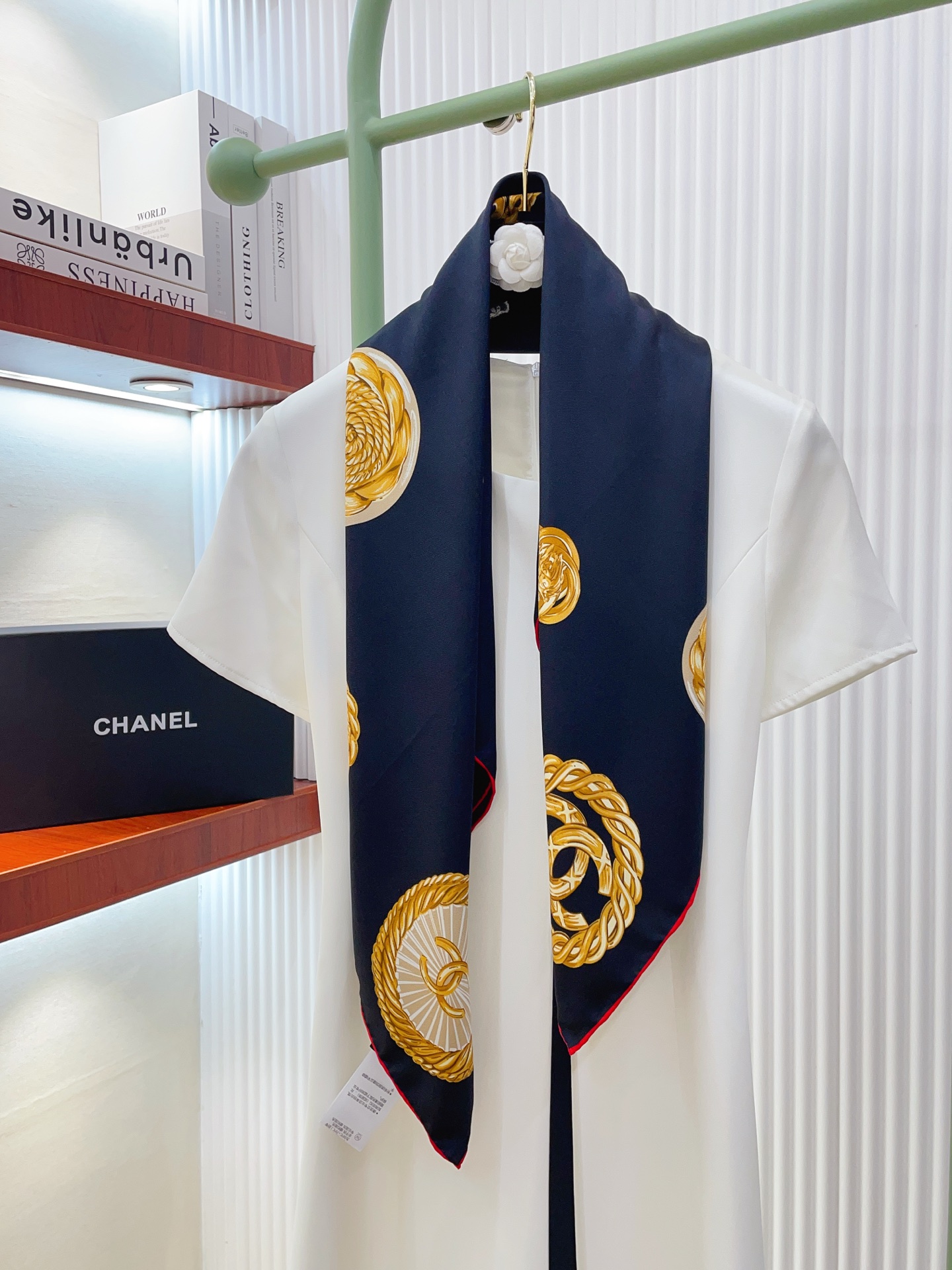 ✨✨【18姆米 双面同色】新款小香‼️美翻了[流泪]最新御用殿堂级极品‼️经典元素图案设计风格❗️美丽至