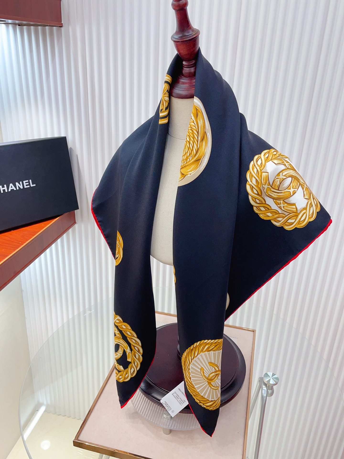 ✨✨【18姆米 双面同色】新款小香‼️美翻了[流泪]最新御用殿堂级极品‼️经典元素图案设计风格❗️美丽至