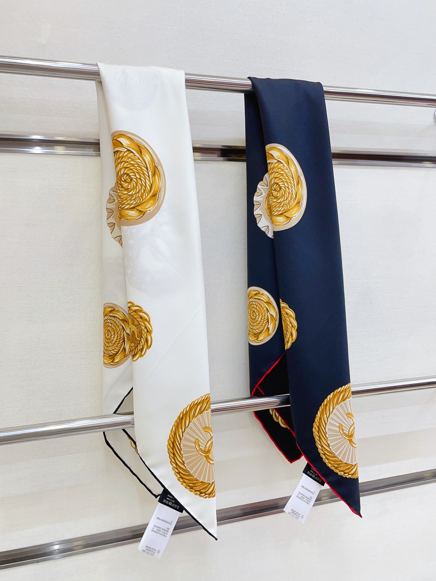 ✨✨【18姆米 双面同色】新款小香‼️美翻了[流泪]最新御用殿堂级极品‼️经典元素图案设计风格❗️美丽至