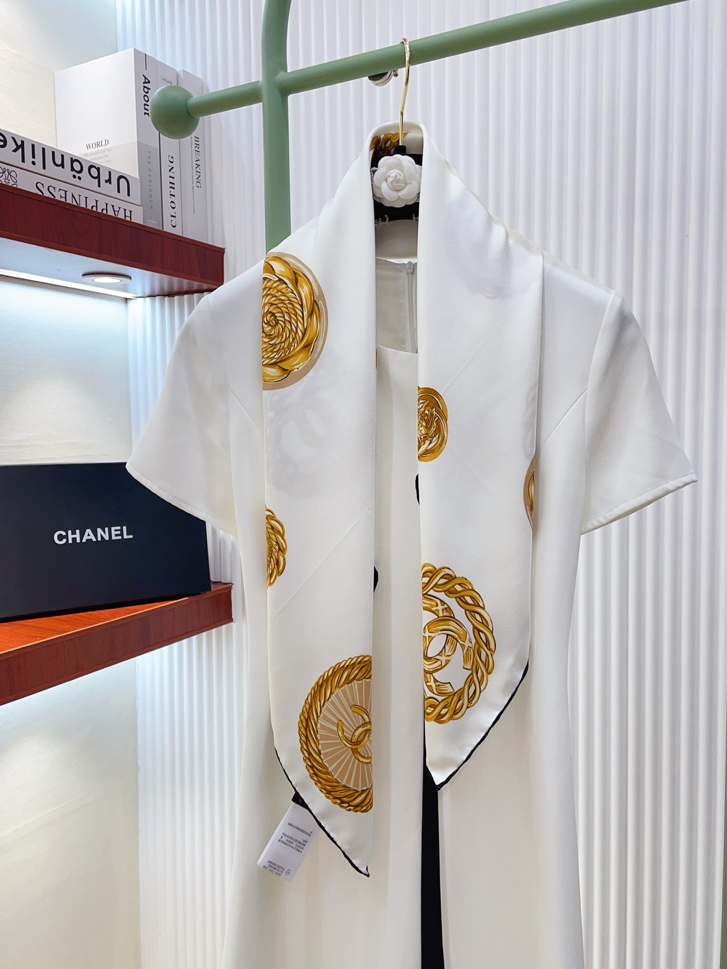 ✨✨【18姆米 双面同色】新款小香‼️美翻了[流泪]最新御用殿堂级极品‼️经典元素图案设计风格❗️美丽至