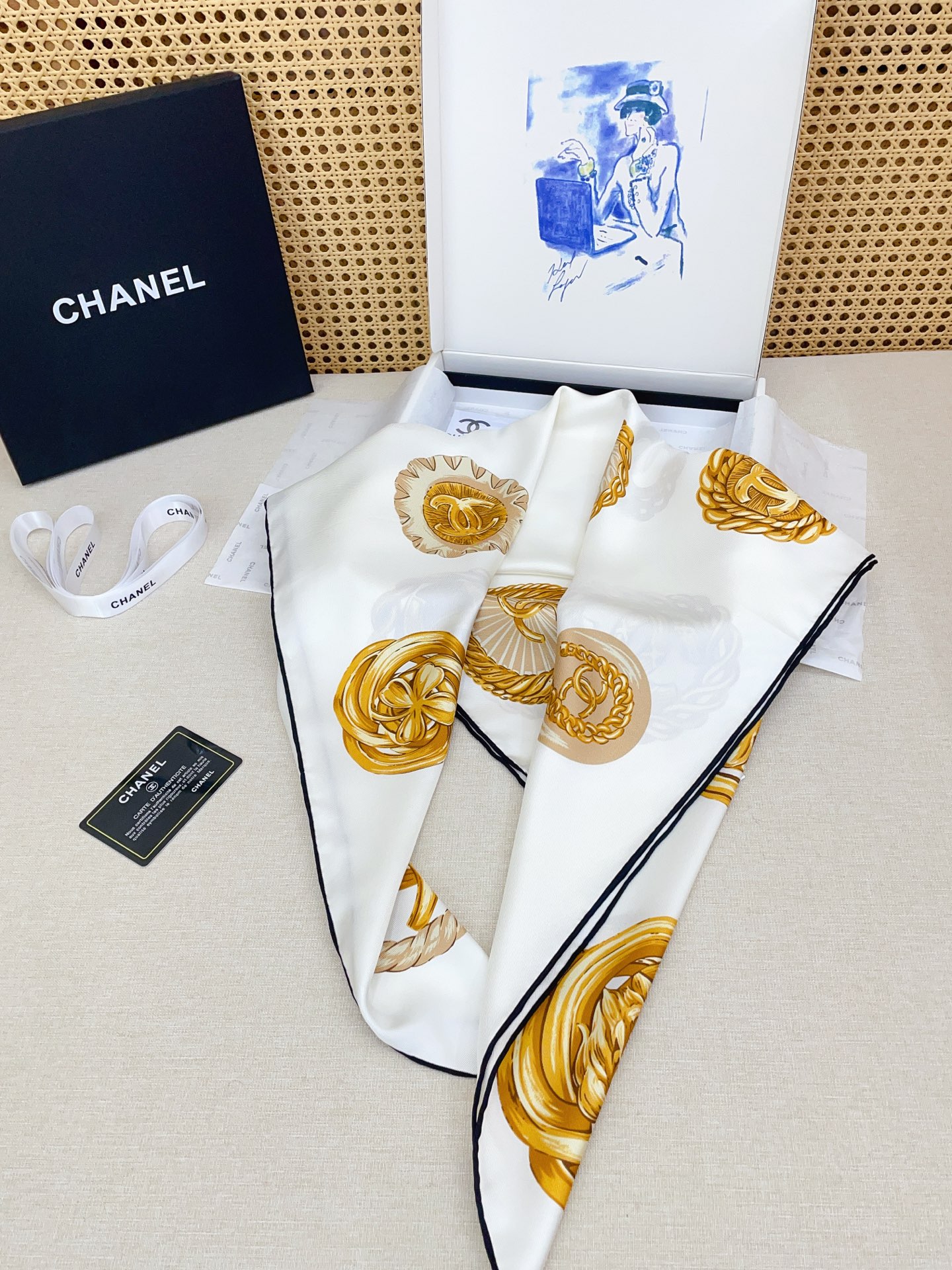 ✨✨【18姆米 双面同色】新款小香‼️美翻了[流泪]最新御用殿堂级极品‼️经典元素图案设计风格❗️美丽至