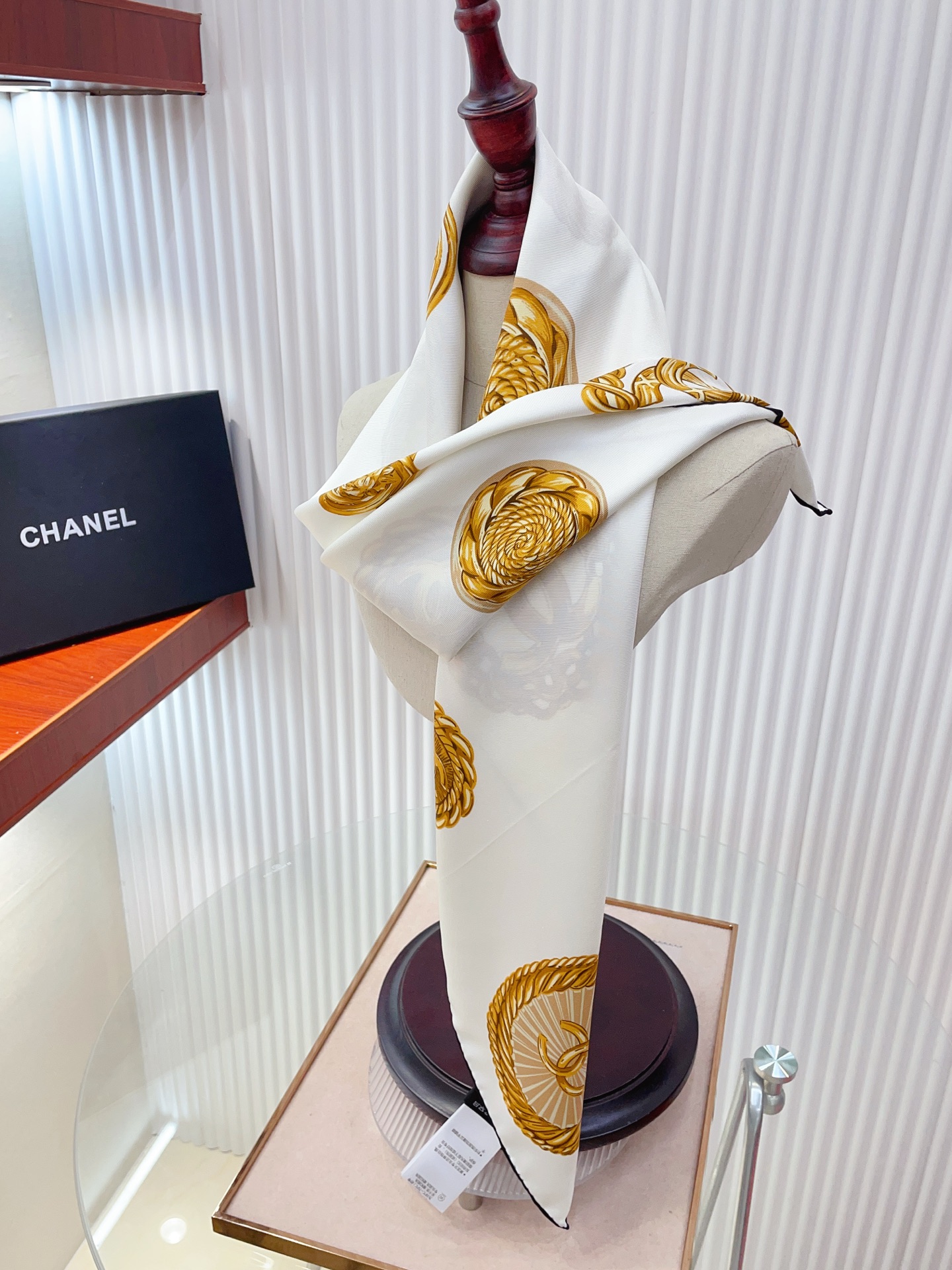 ✨✨【18姆米 双面同色】新款小香‼️美翻了[流泪]最新御用殿堂级极品‼️经典元素图案设计风格❗️美丽至