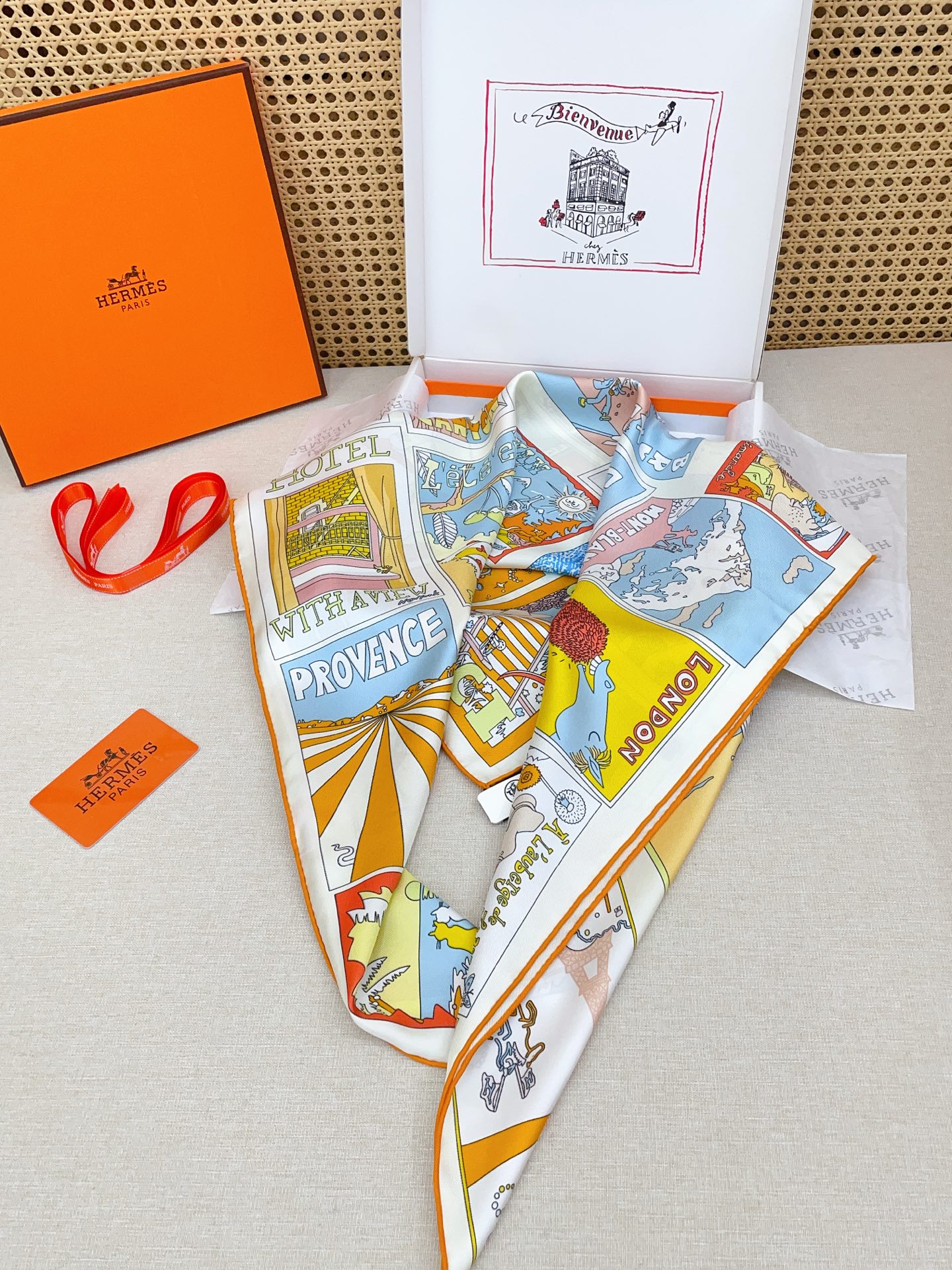 ✨✨【18姆米 双面同色】H**S真丝新款🆕👏👏买了都说好看‼️推荐💕【乐享天地 90】真丝方巾，顶级工