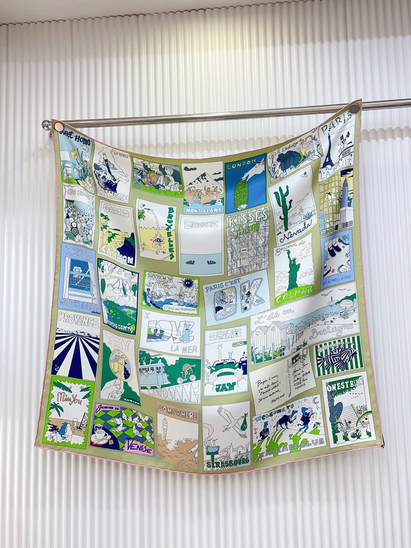 ✨✨【18姆米 双面同色】H**S真丝新款🆕👏👏买了都说好看‼️推荐💕【乐享天地 90】真丝方巾，顶级工