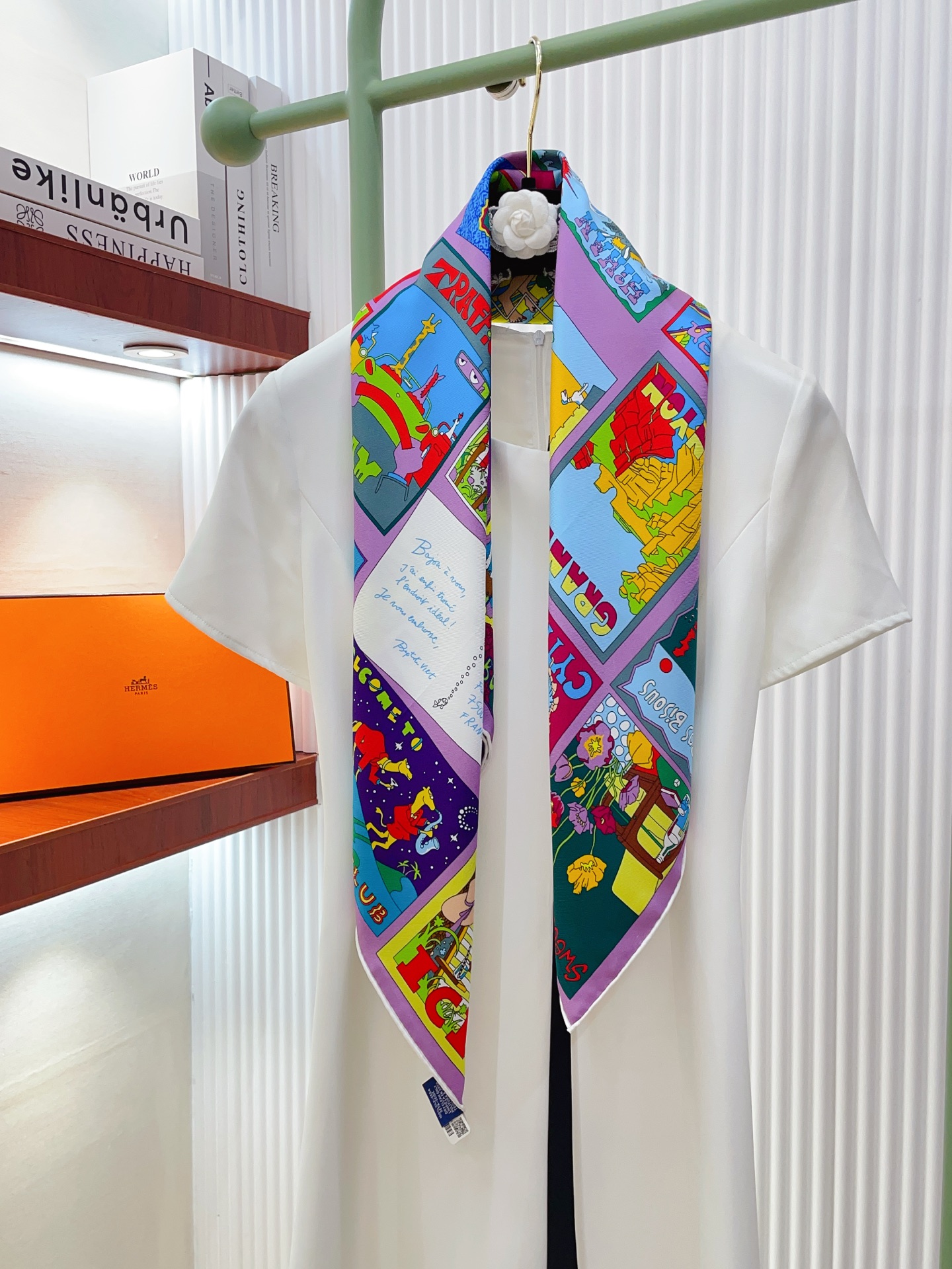 ✨✨【18姆米 双面同色】H**S真丝新款🆕👏👏买了都说好看‼️推荐💕【乐享天地 90】真丝方巾，顶级工