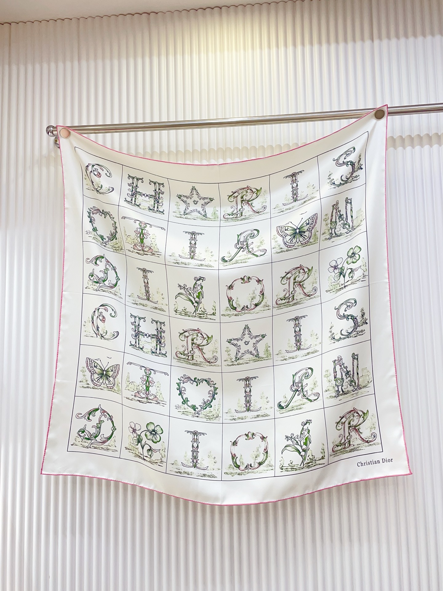 ✨✨【18姆米 双面同色】高级感爆棚❗️CD【花朵🌺元素90】高级时髦风‼️配色非常考究，图案匠心，上身