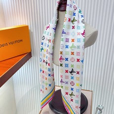 ✨✨【18 姆米 双面同色】上身效果疯狂的喜欢❗️专柜也是刚刚上架的,L*最最新款~非常有看头,L的这类元素一直是高级女 ✨✨【18 姆米 双面同色】上身效果疯狂的喜欢❗️专柜也是刚刚上架的,L*最最新款~非常有看头,L的这类元素一直是高级女