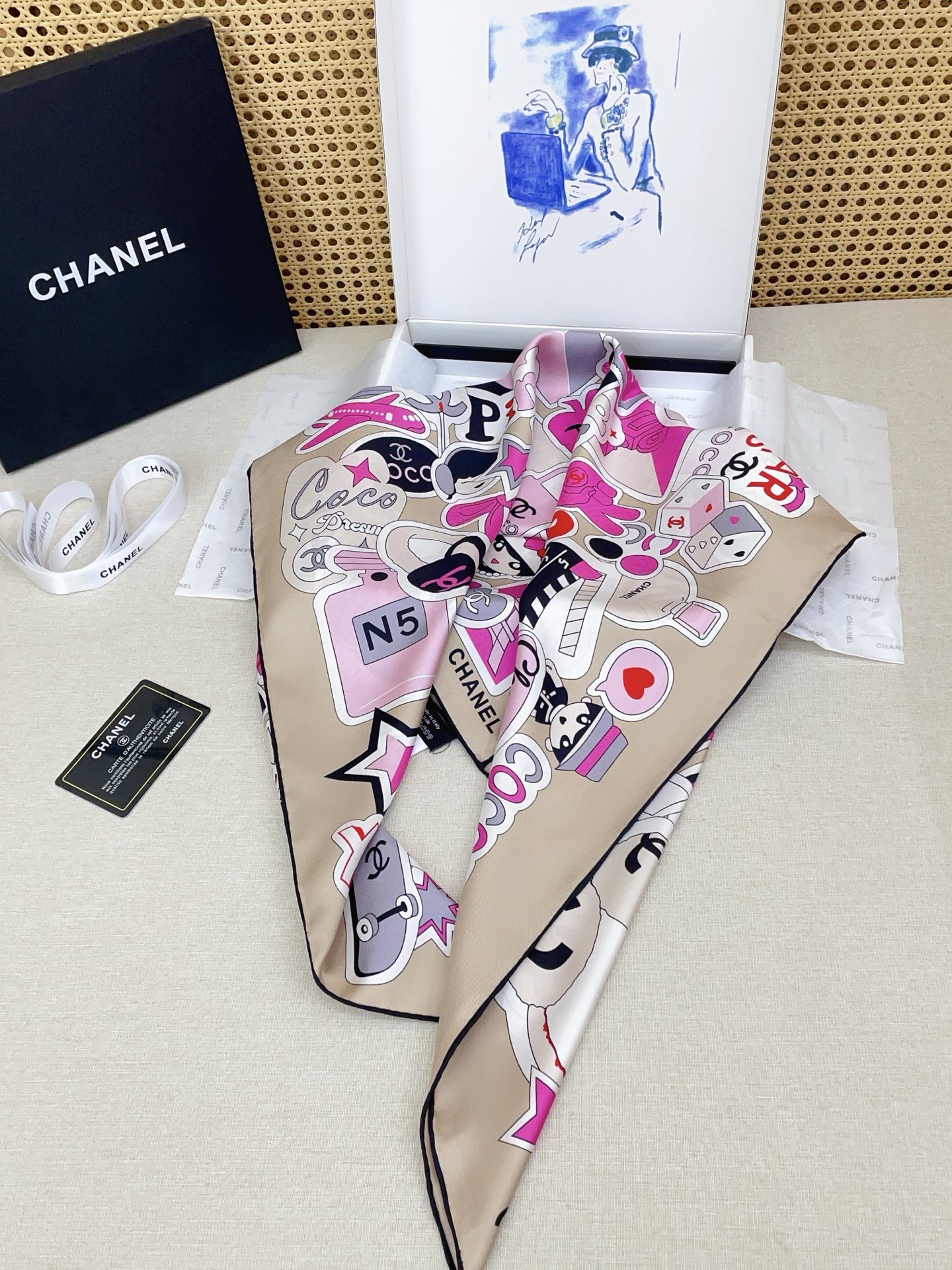 ✨✨【18姆米 双面同色】新款小香‼️美翻了[流泪]最新御用殿堂级极品‼️经典元素图案设计风格❗️美丽至极 真的 上身极
