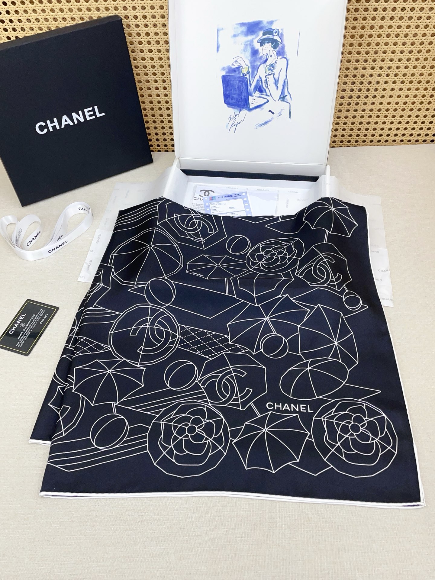 ✨✨【18姆米 双面同色】新款小香‼️美翻了[流泪]最新御用殿堂级极品‼️经典元素图案设计风格❗️美丽至极 真的 上身极