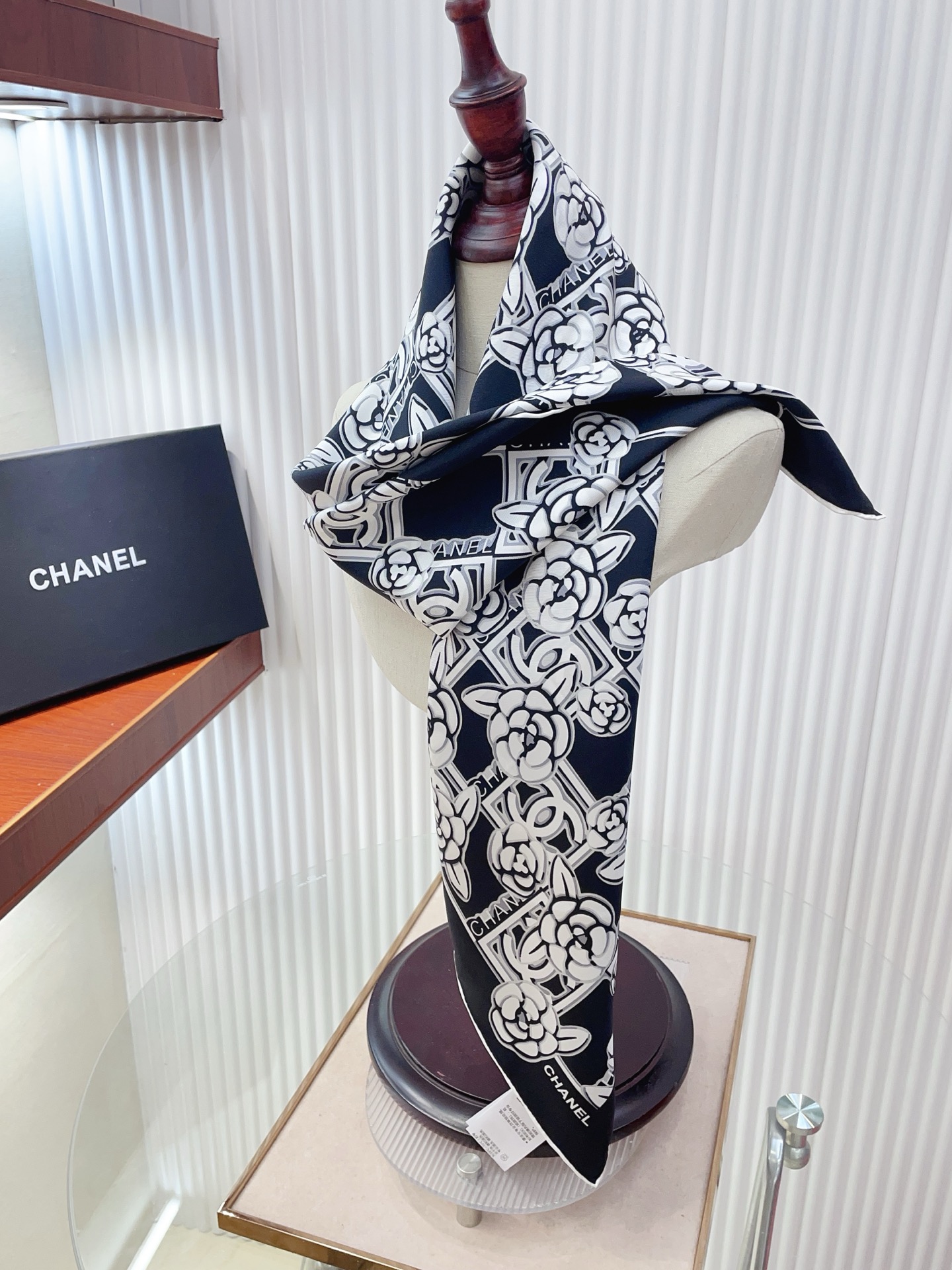 🆕 ✨✨【18姆米 双面同色】新款小香‼️美翻了[流泪]最新御用殿堂级极品‼️经典元素图案设计风格❗️美丽至极 真的 上