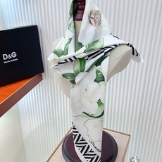 ✨✨【18姆米 双面同色】上身效果疯狂的喜欢❗️专柜也是刚刚上架的,D&G最最新款~非常有看头,这类元素一直是高级女人的 ✨✨【18姆米 双面同色】上身效果疯狂的喜欢❗️专柜也是刚刚上架的,D&G最最新款~非常有看头,这类元素一直是高级女人的