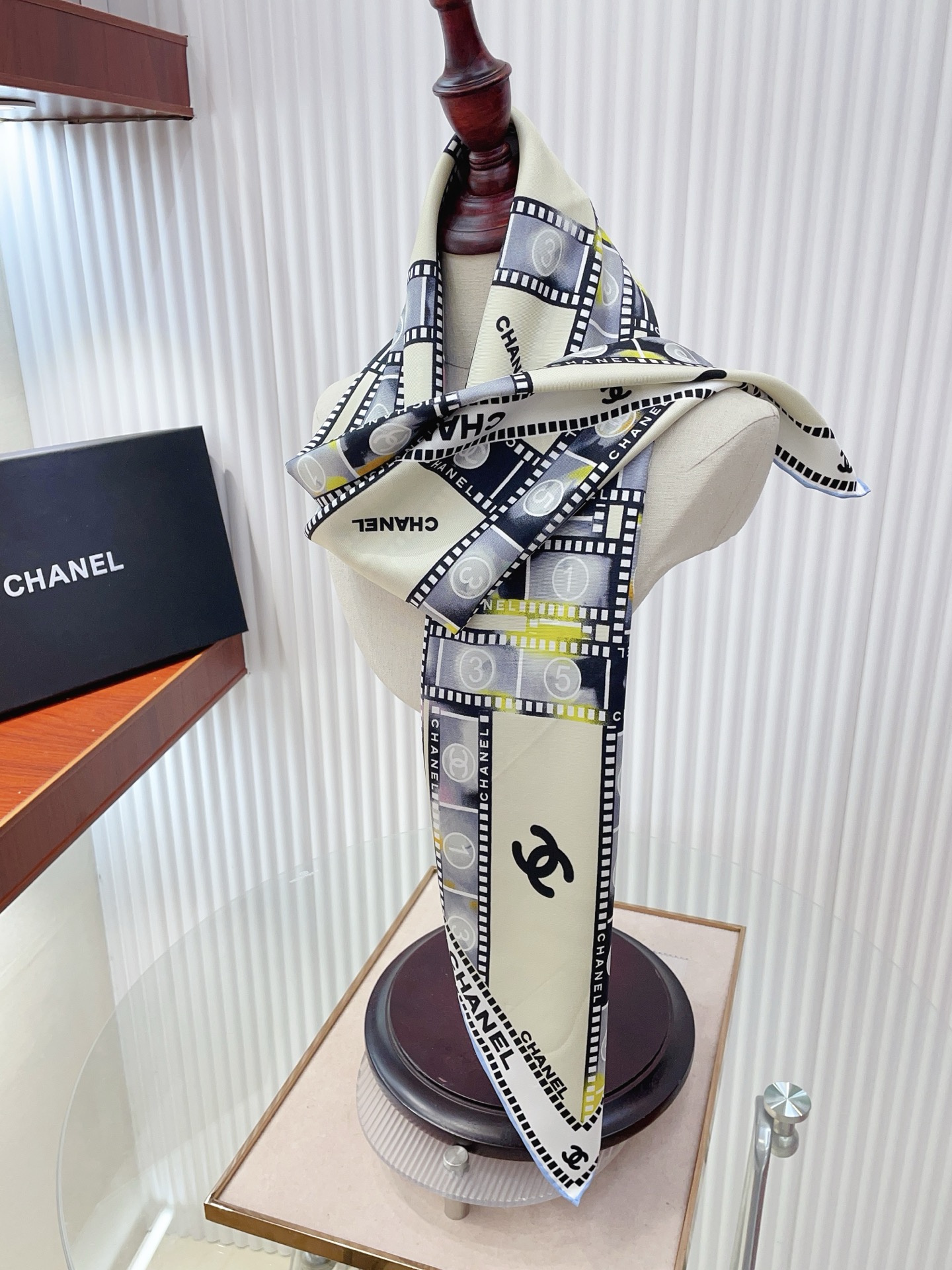 ✨✨【18姆米 双面同色】新款小香‼️美翻了[流泪]最新御用殿堂级极品‼️经典元素图案设计风格❗️美丽至极 真的 上身极