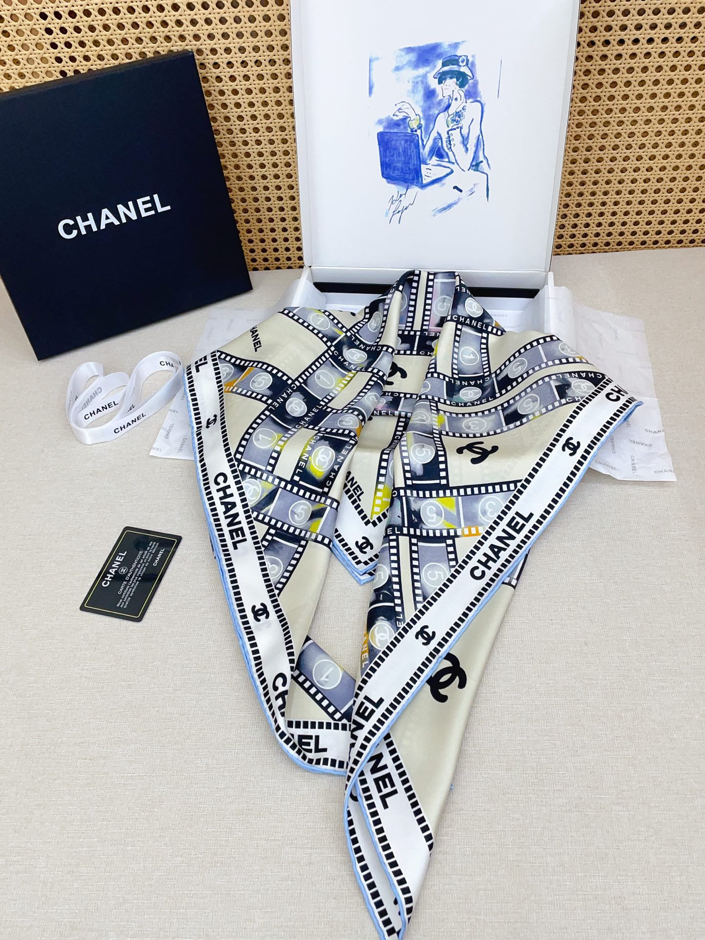 ✨✨【18姆米 双面同色】新款小香‼️美翻了[流泪]最新御用殿堂级极品‼️经典元素图案设计风格❗️美丽至极 真的 上身极