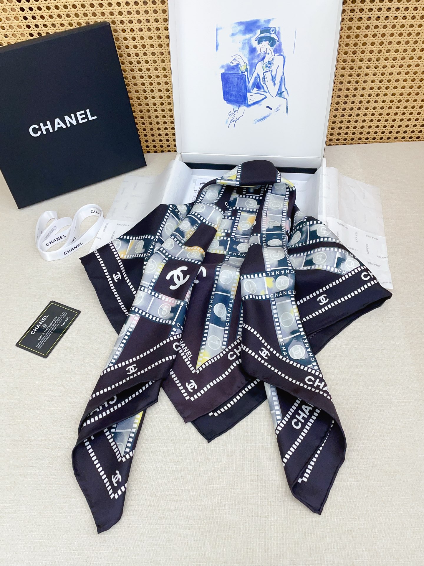 ✨✨【18姆米 双面同色】新款小香‼️美翻了[流泪]最新御用殿堂级极品‼️经典元素图案设计风格❗️美丽至极 真的 上身极