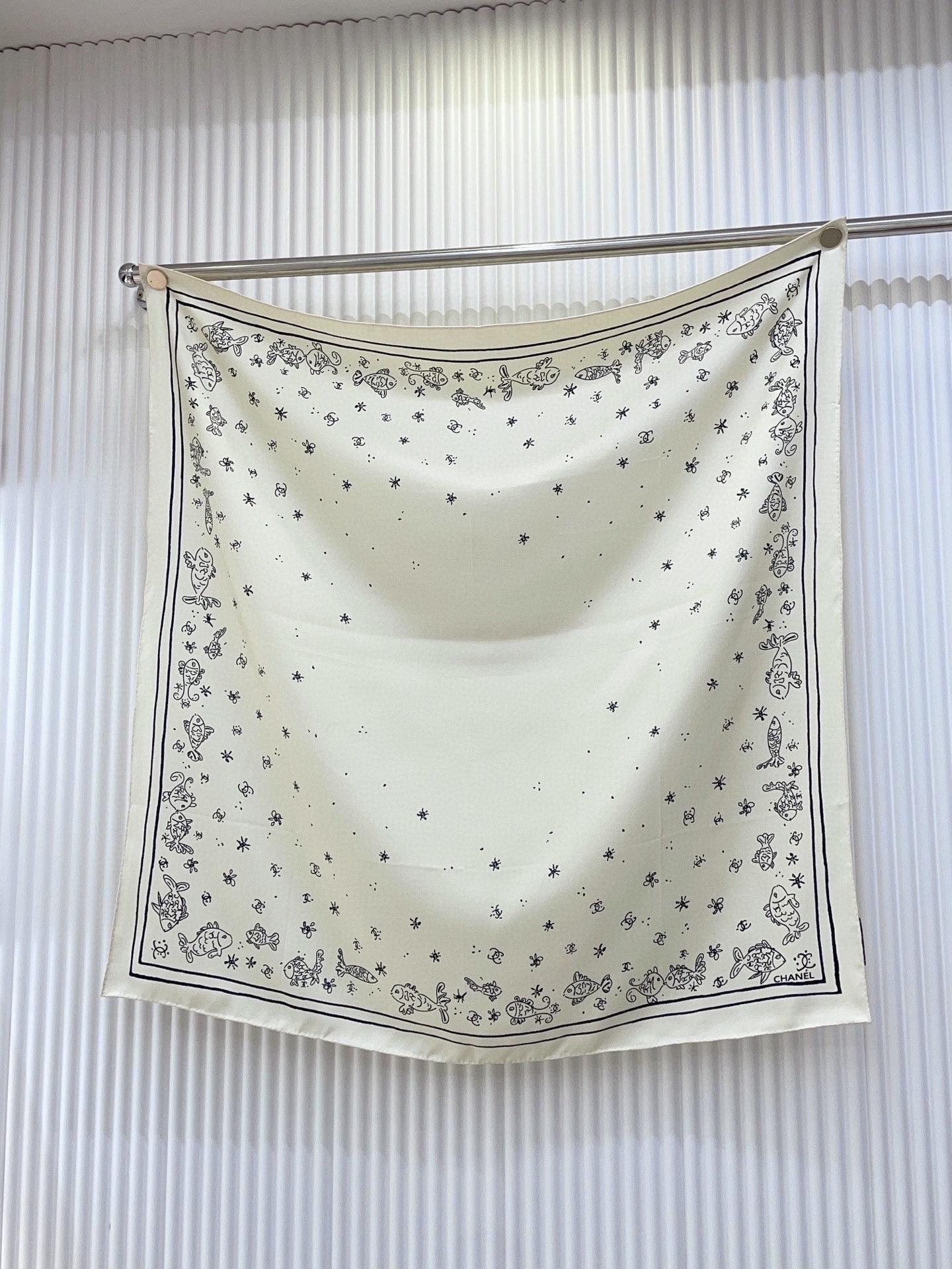 ✨✨【18姆米 双面同色】新款小香‼️美翻了[流泪]最新御用殿堂级极品‼️经典元素图案设计风格❗️美丽至极 真的 上身极