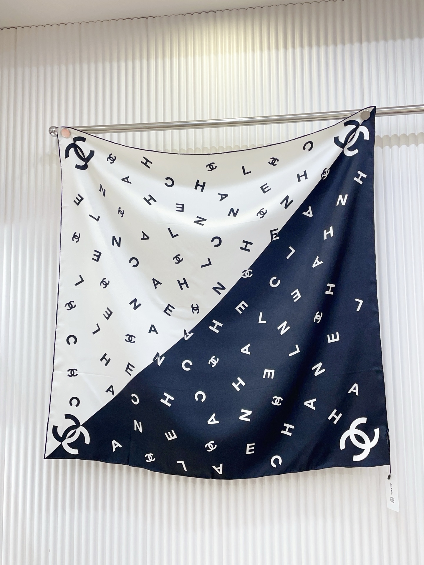 ✨✨【18姆米 双面同色】新款小香‼️美翻了[流泪]最新御用殿堂级极品‼️经典元素图案设计风格❗️美丽至