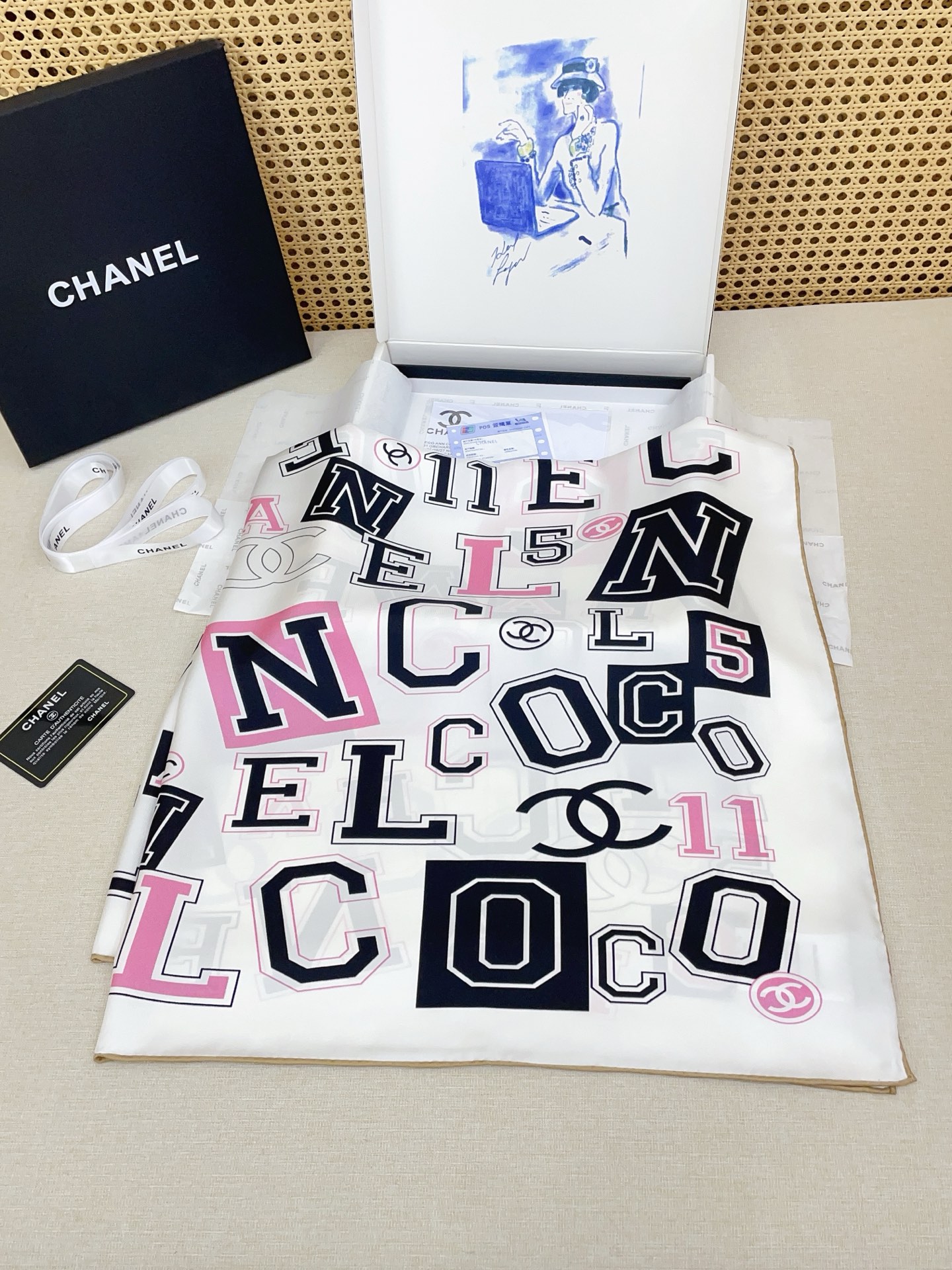 ✨✨【18姆米 双面同色】新款小香‼️美翻了[流泪]最新御用殿堂级极品‼️经典元素图案设计风格❗️美丽至极 真的 上身极
