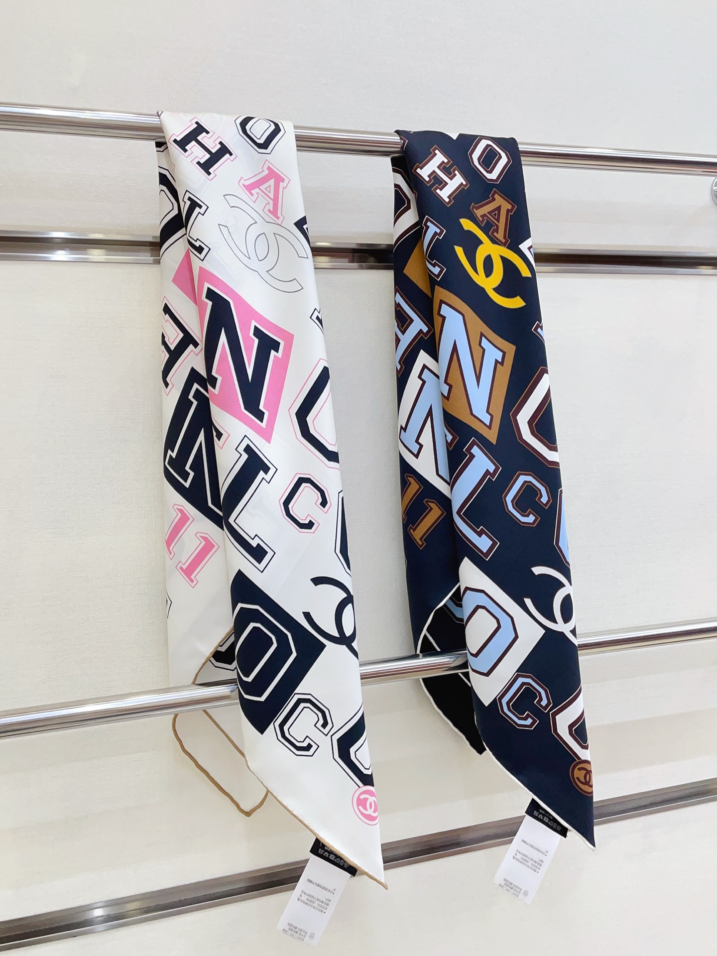 ✨✨【18姆米 双面同色】新款小香‼️美翻了[流泪]最新御用殿堂级极品‼️经典元素图案设计风格❗️美丽至极 真的 上身极