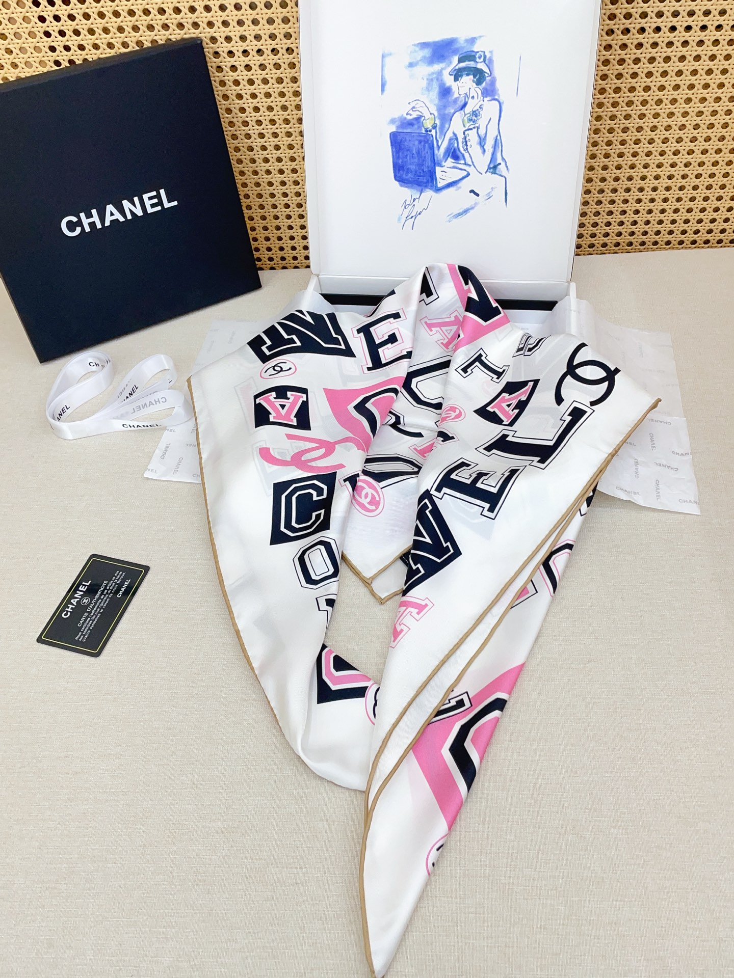 ✨✨【18姆米 双面同色】新款小香‼️美翻了[流泪]最新御用殿堂级极品‼️经典元素图案设计风格❗️美丽至极 真的 上身极