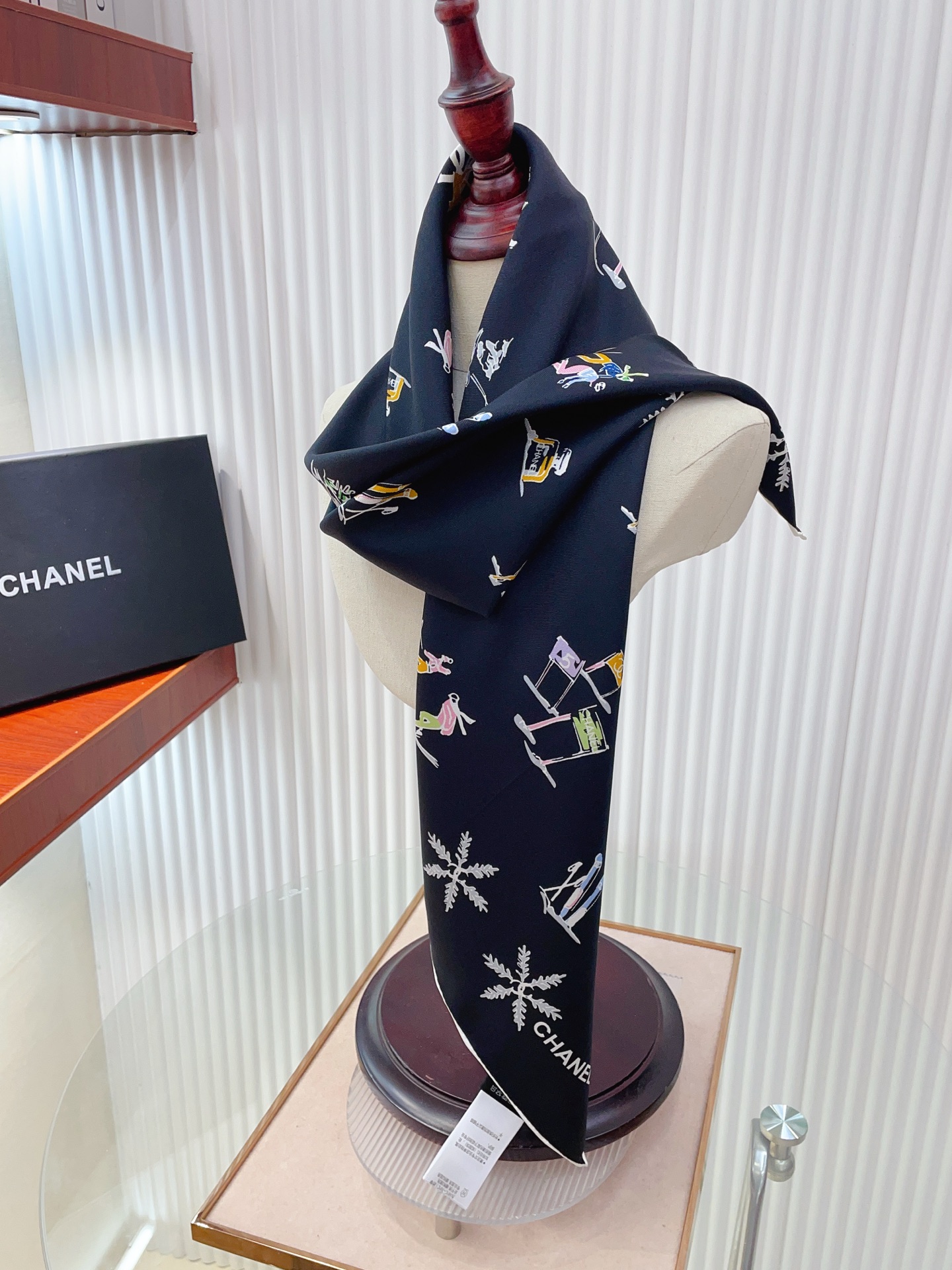 ✨✨【18姆米 双面同色】新款小香‼️美翻了[流泪]最新御用殿堂级极品‼️经典元素图案设计风格❗️美丽至极 真的 上身极