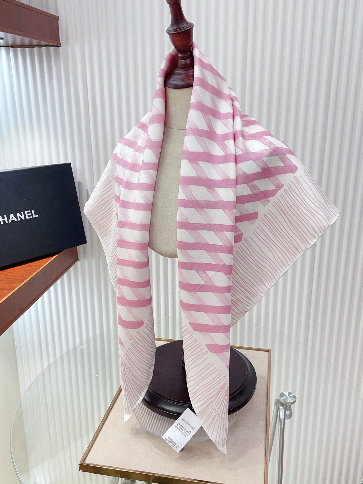 ✨✨【18姆米 双面同色】新款小香‼️美翻了[流泪]最新御用殿堂级极品‼️经典元素图案设计风格❗️美丽至