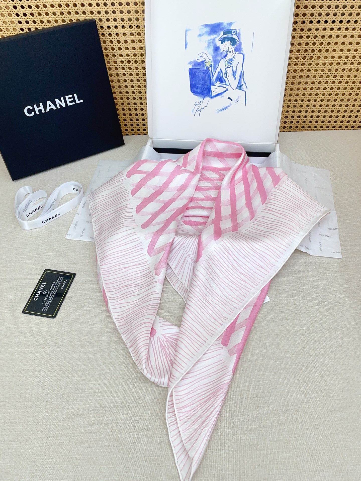 ✨✨【18姆米 双面同色】新款小香‼️美翻了[流泪]最新御用殿堂级极品‼️经典元素图案设计风格❗️美丽至
