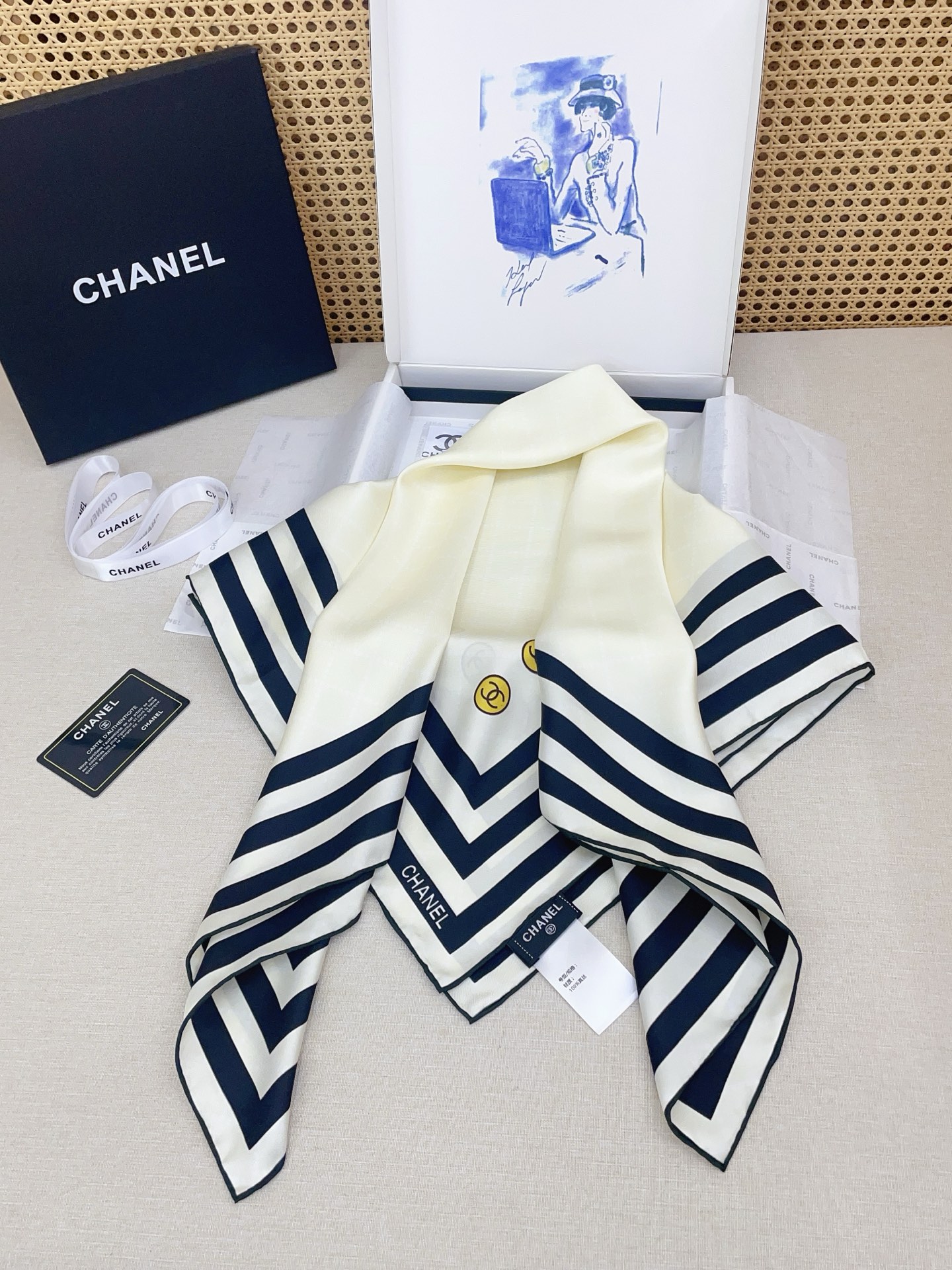 ✨✨【18姆米 双面同色】新款小香‼️美翻了[流泪]最新御用殿堂级极品‼️经典元素图案设计风格❗️美丽至