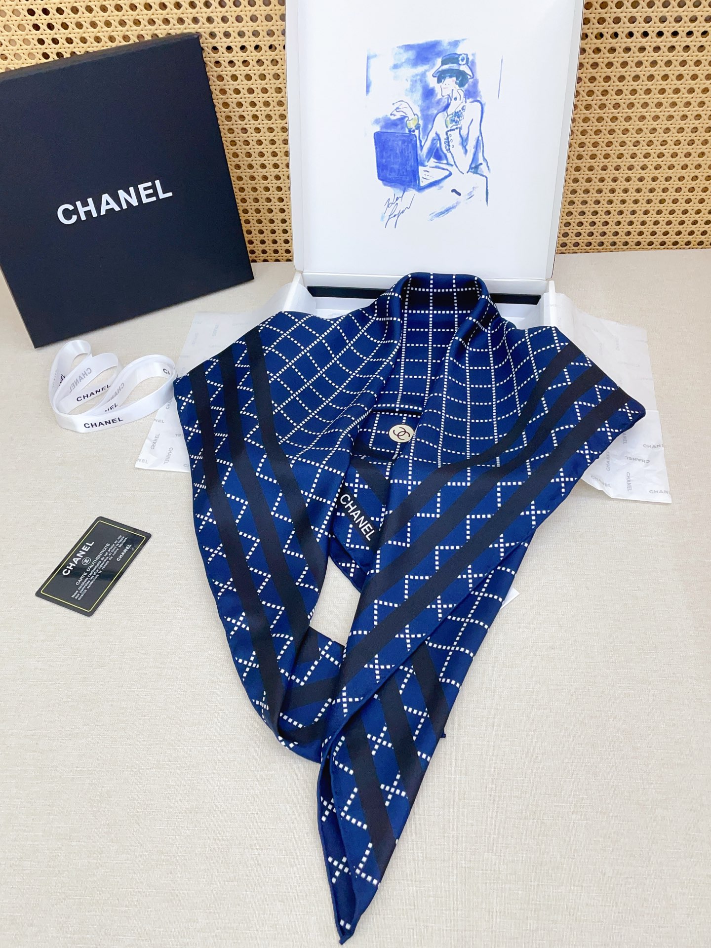 ✨✨【18姆米 双面同色】新款小香‼️美翻了[流泪]最新御用殿堂级极品‼️经典元素图案设计风格❗️美丽至